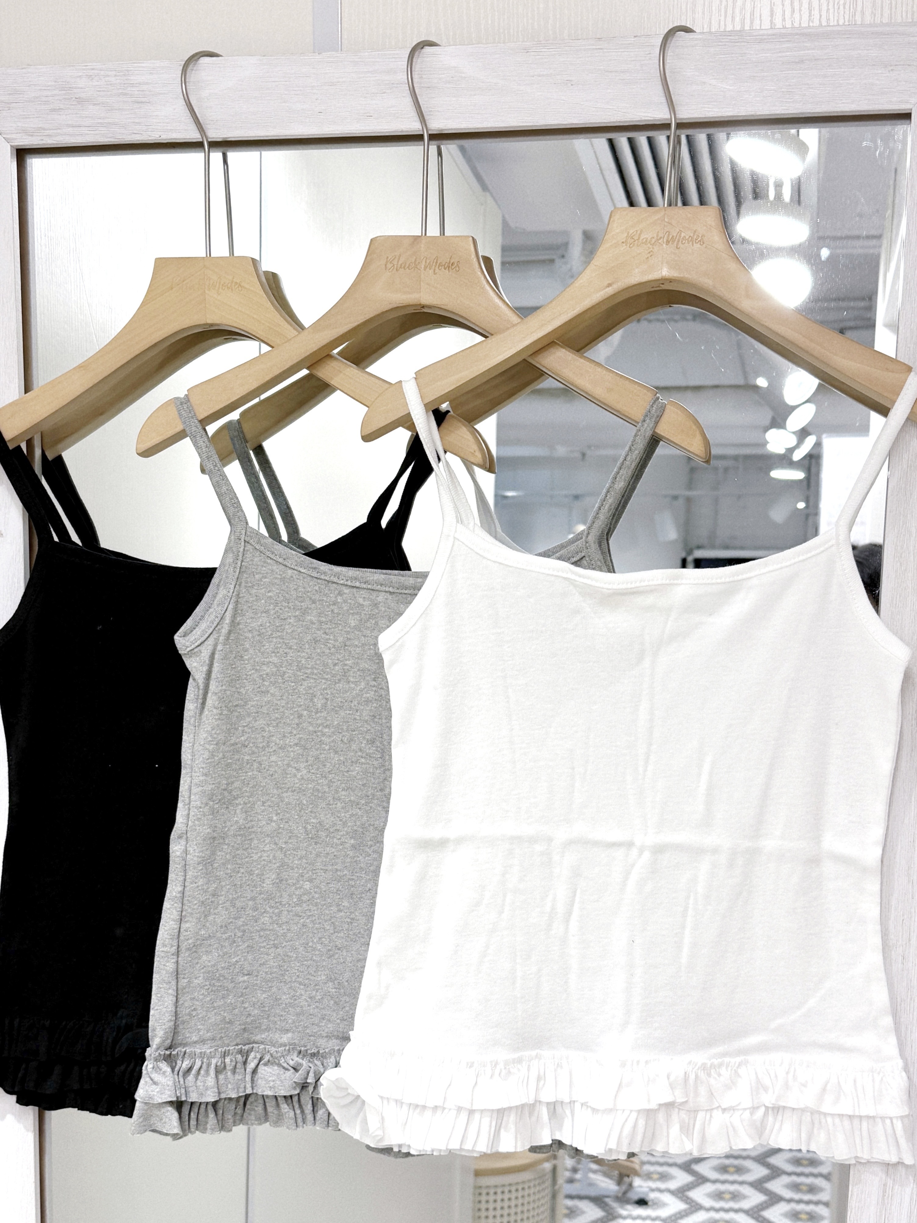 V0167｜極簡日常.ᐟ.ᐟ 黑白灰基礎吊帶背心layer ⋆.˚