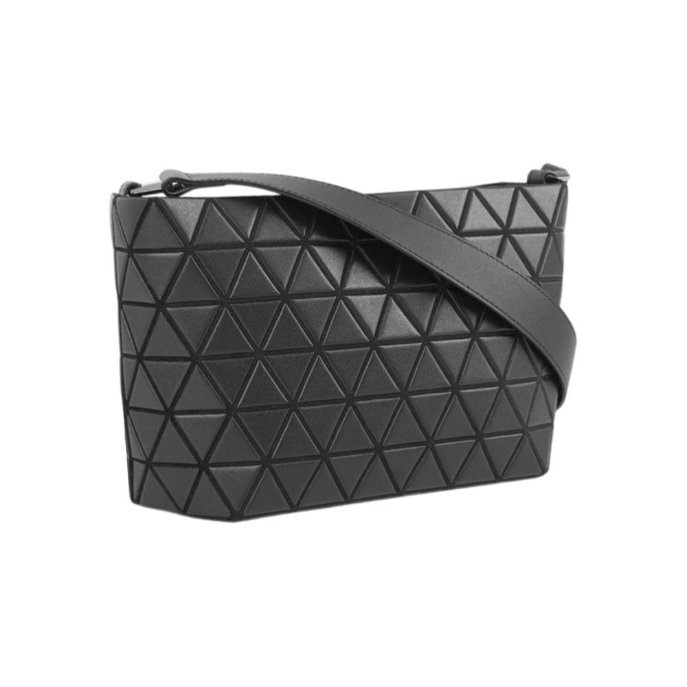 【ISSEY MIYAKE三宅一生】BAO BAO Crystal Matte 啞光霧面拉鍊斜背包(黑色)