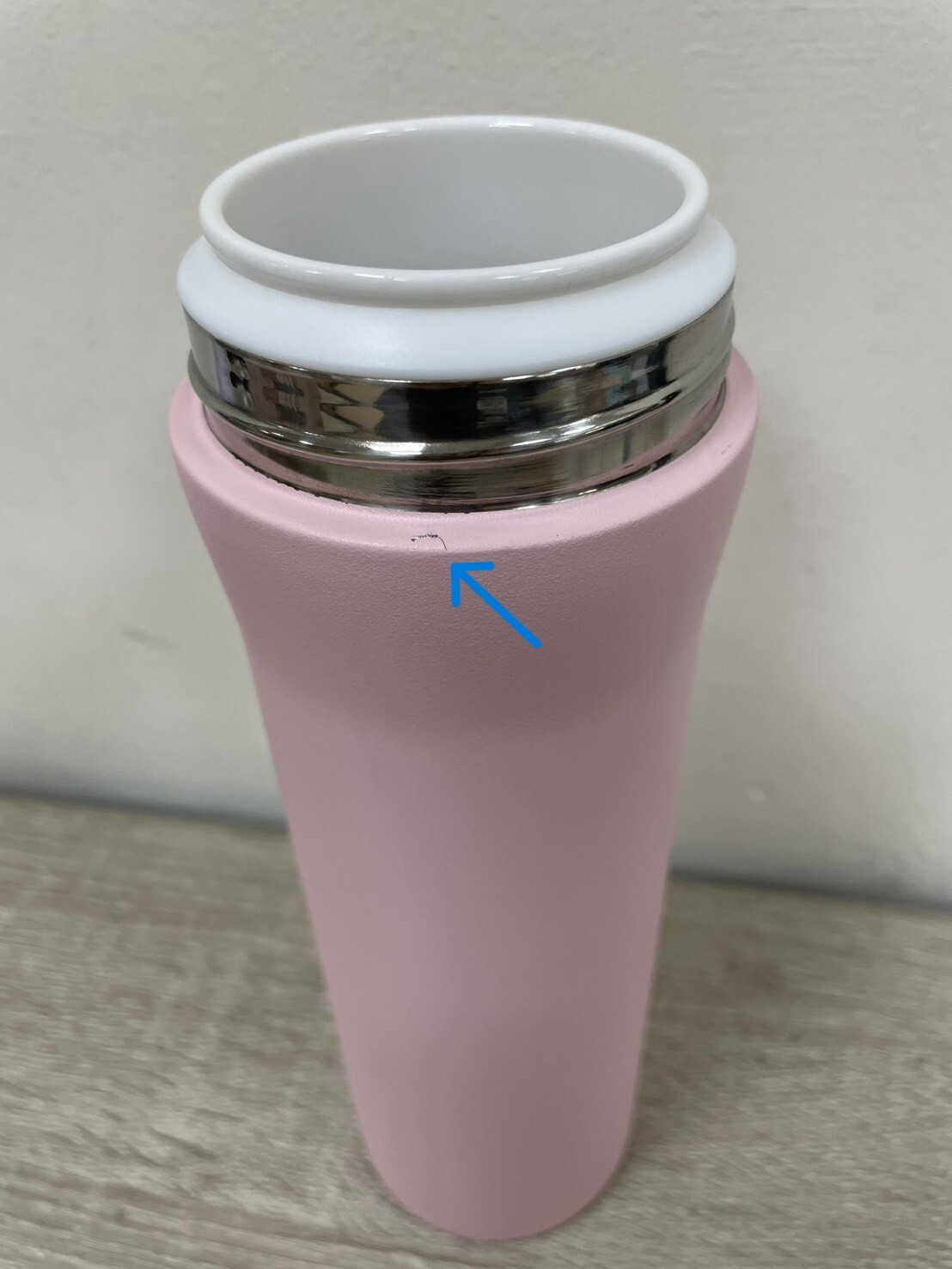 【福利瑕疵品售出，概不退換】芯動杯 550ml 櫻花粉