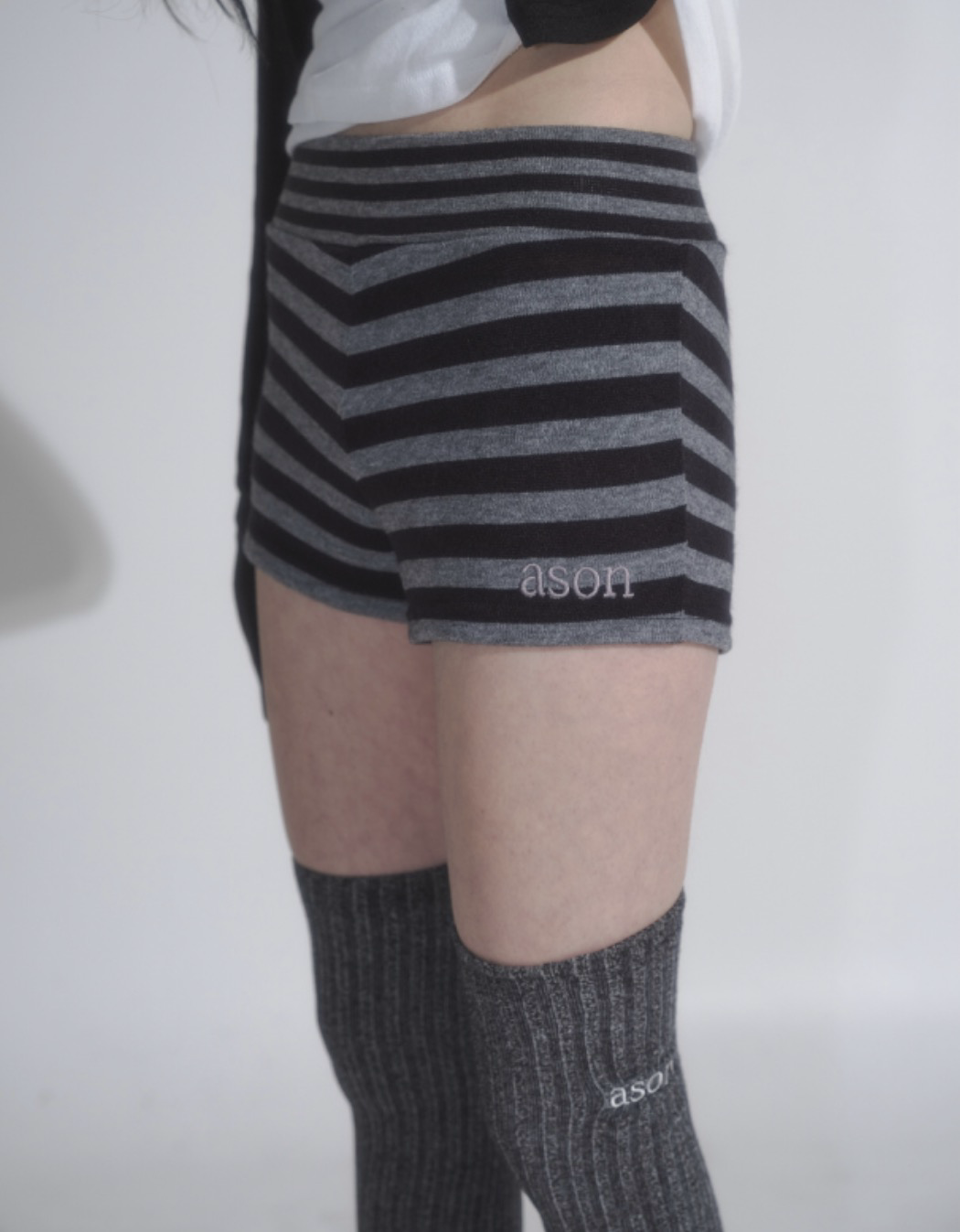 ASON GEM MICRO 條紋 短褲 黑
