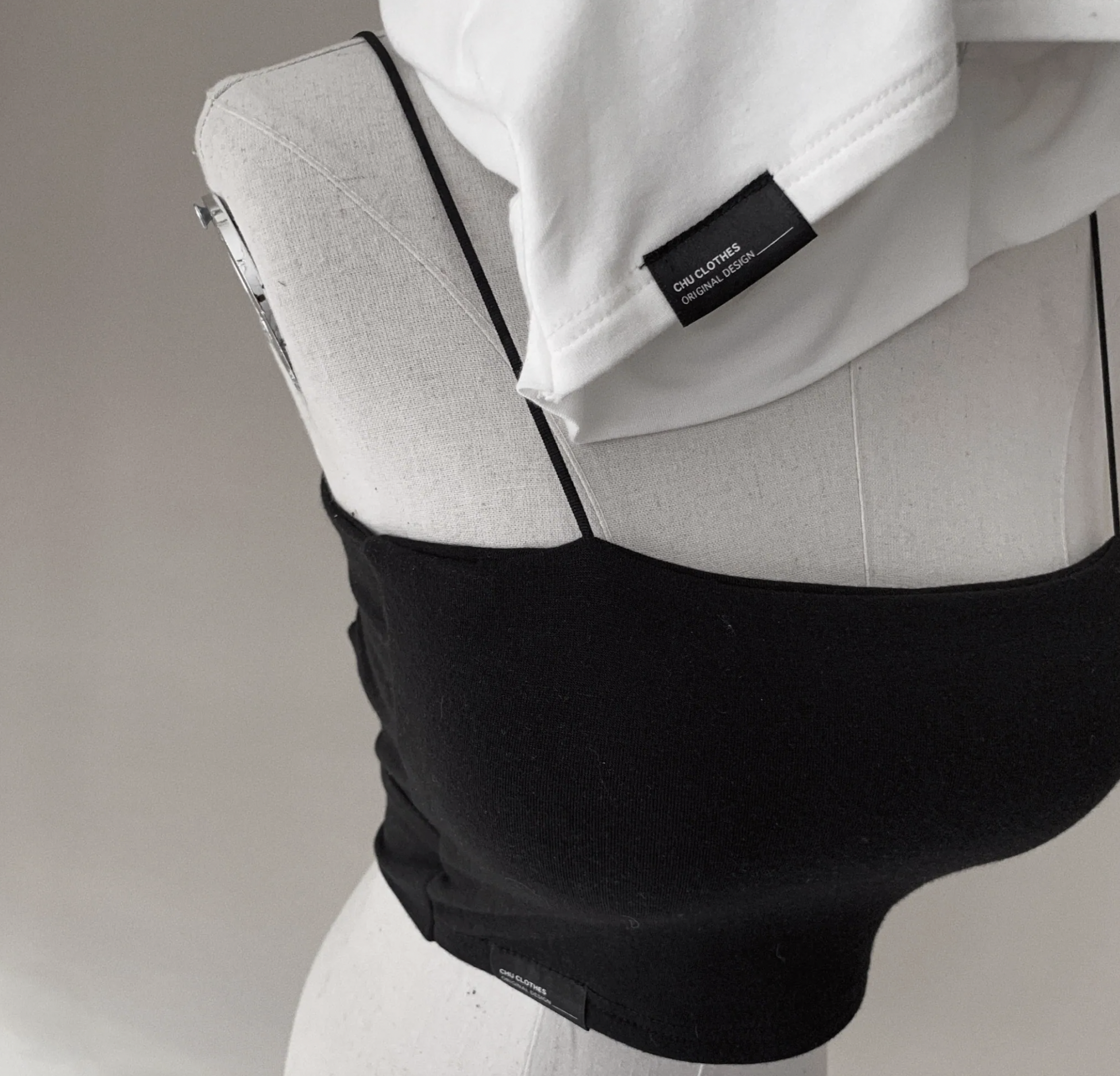 【 𝐂𝐇𝐔-𝐌𝐀𝐃𝐄 】為小胸訂製！升級款黑標美背Bra top（包覆最強版）