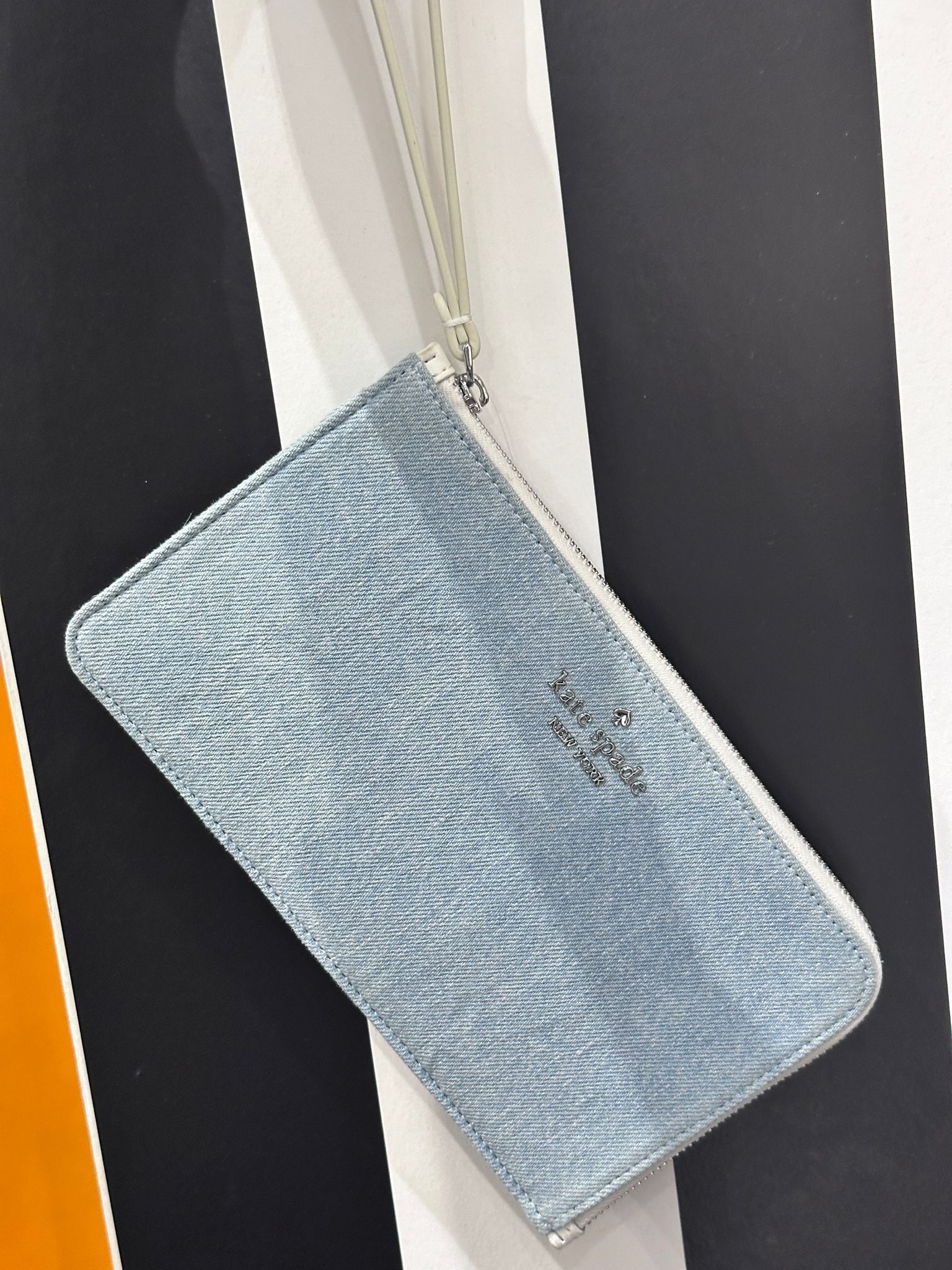 RQ137 KS 牛仔手拿包 Lucy Denim Wristlet