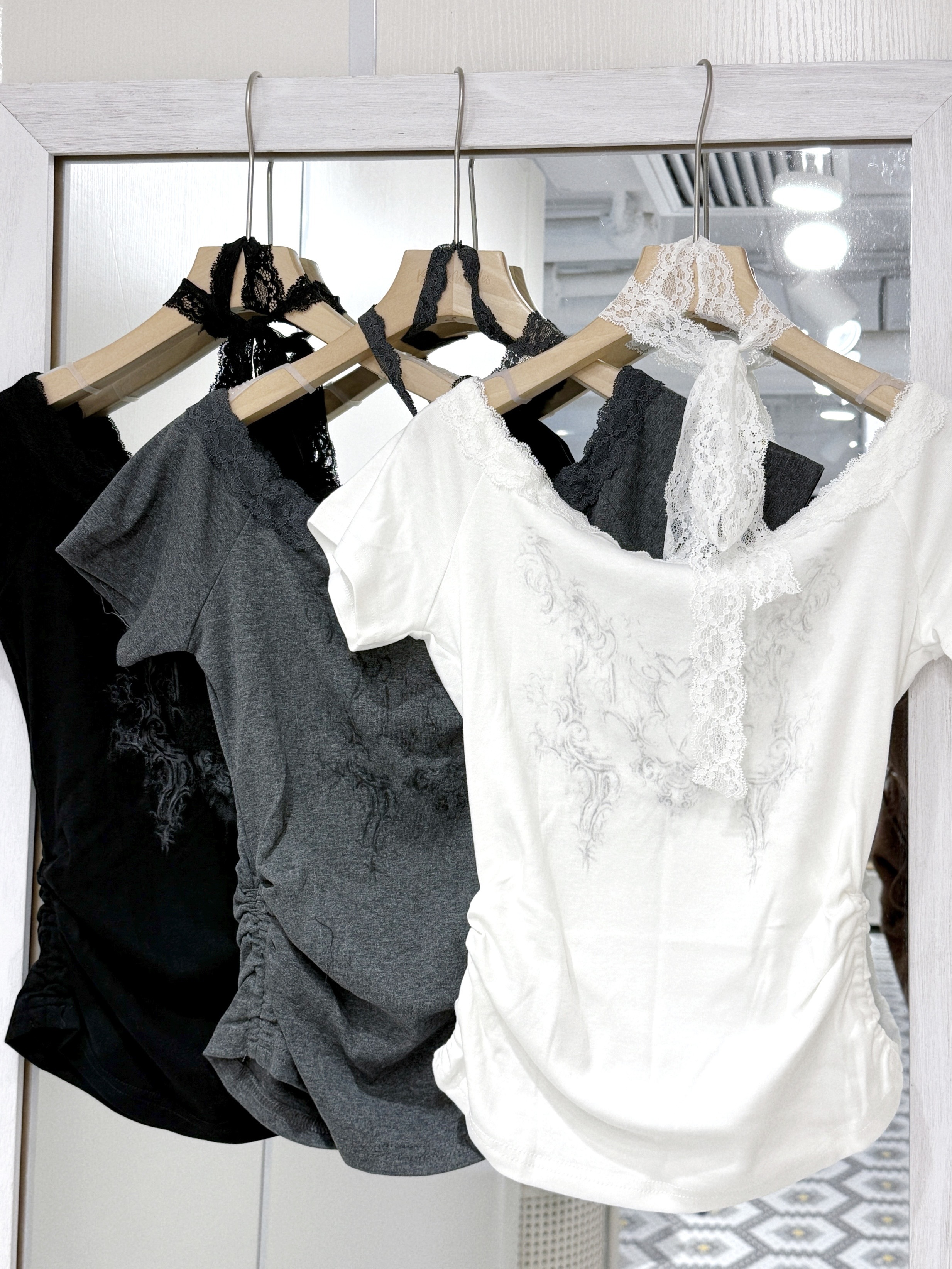 T1280｜小性感型格系蕾絲邊束腰連頸帶上衣 ✮⋆˙