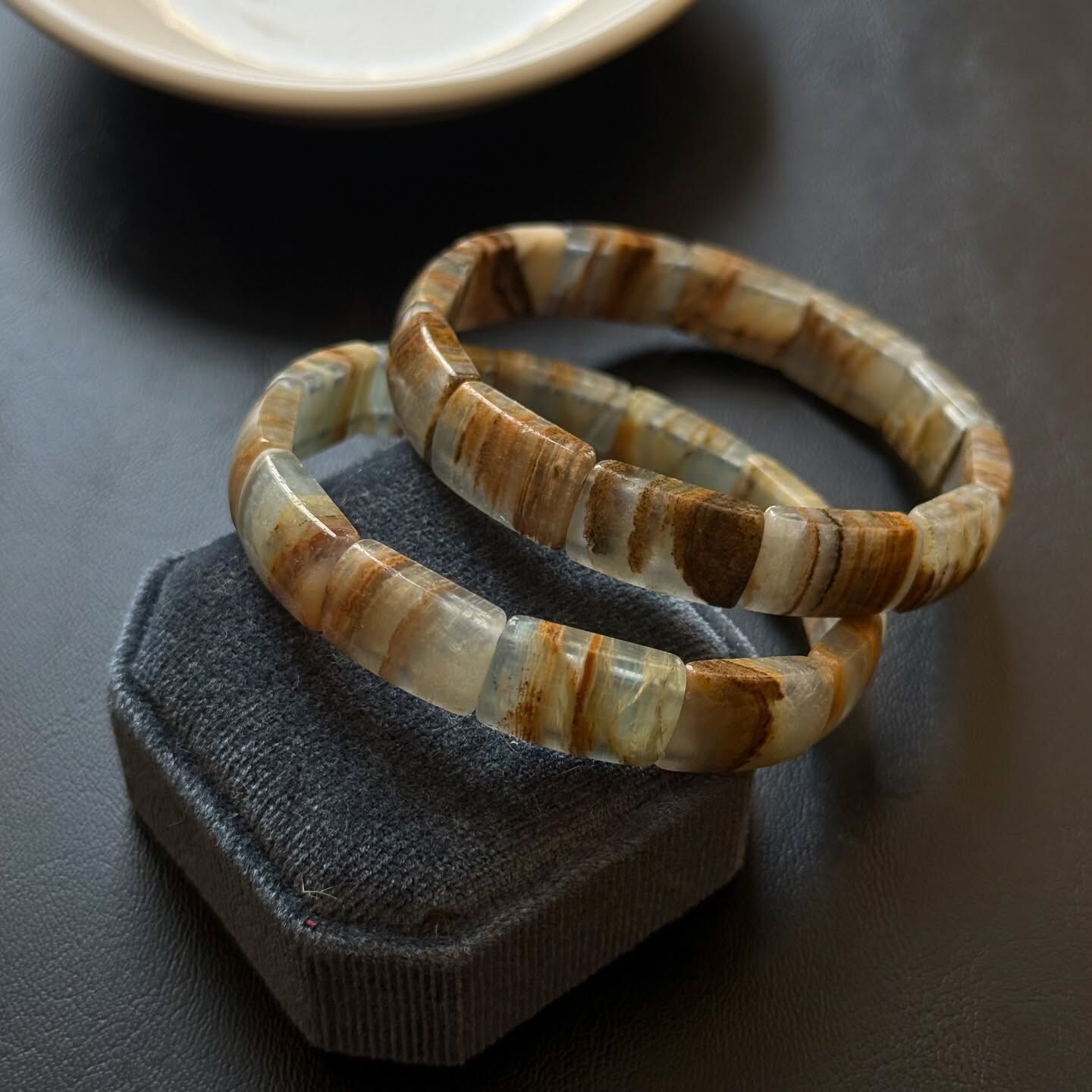 [原石] 加勒比方解石 水晶手排