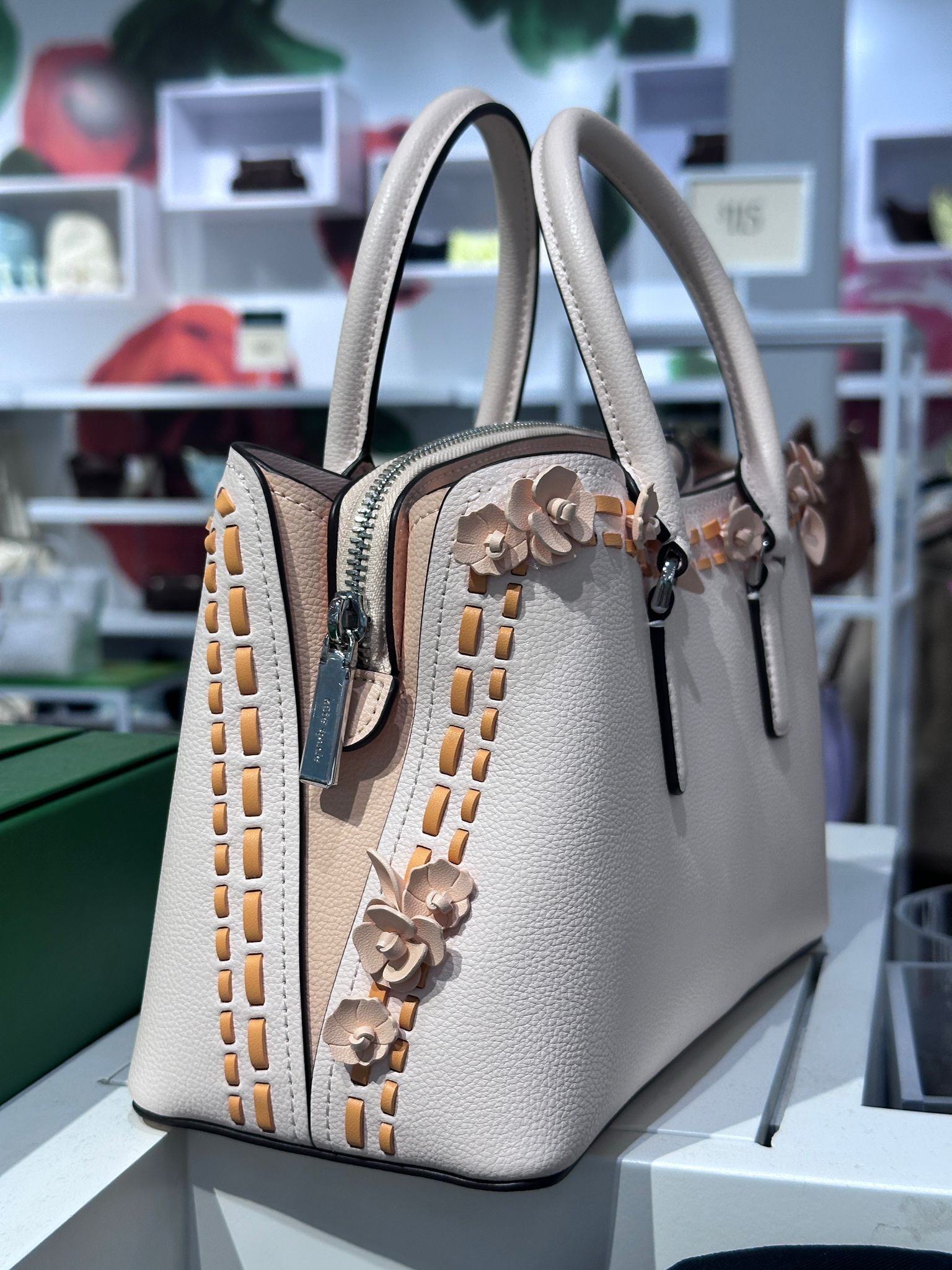 RQ139 KS 水蜜桃色春日花花細手提包 Thompson Small Satchel Bag