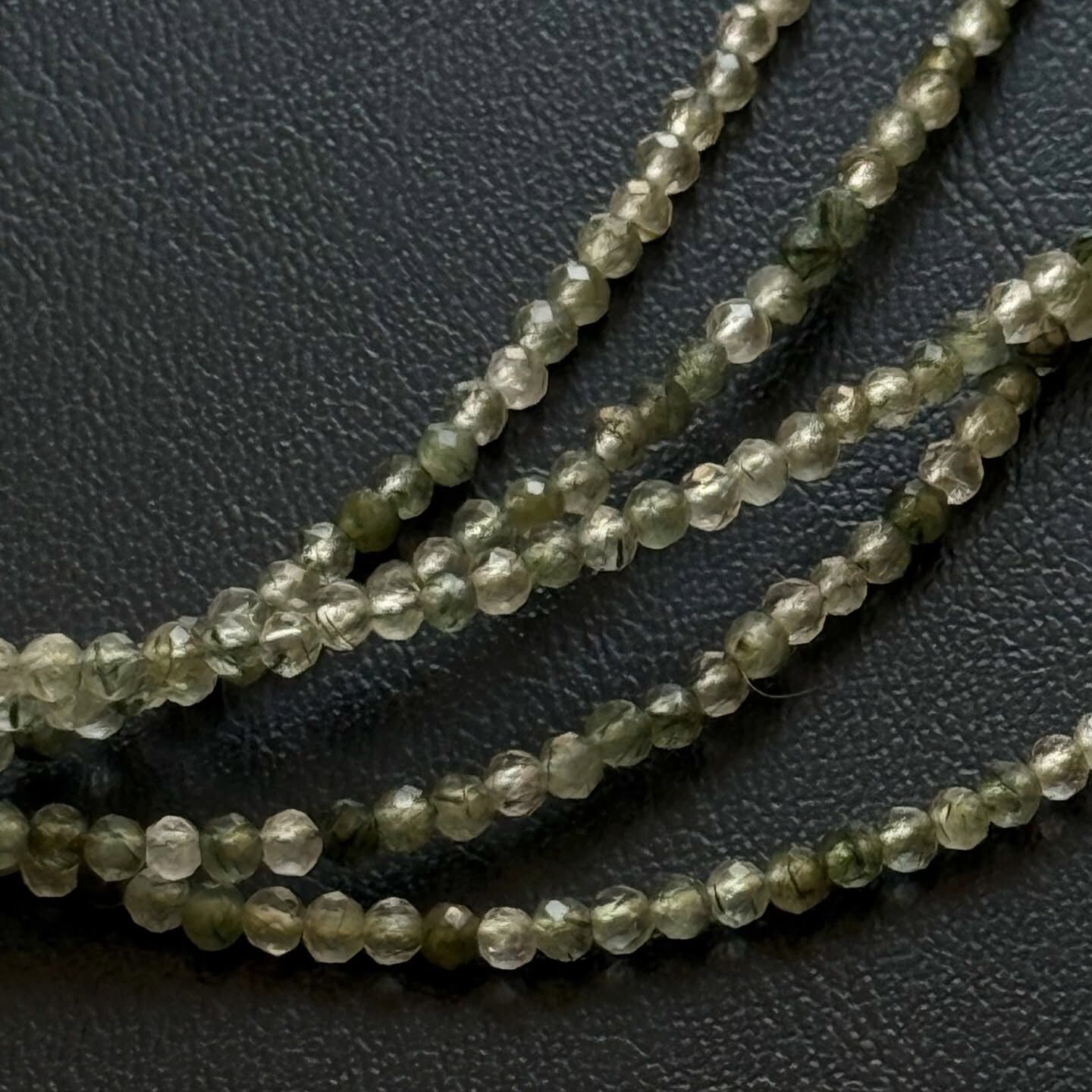 [原石] 綠髮晶 鎖骨鏈 水晶項鏈