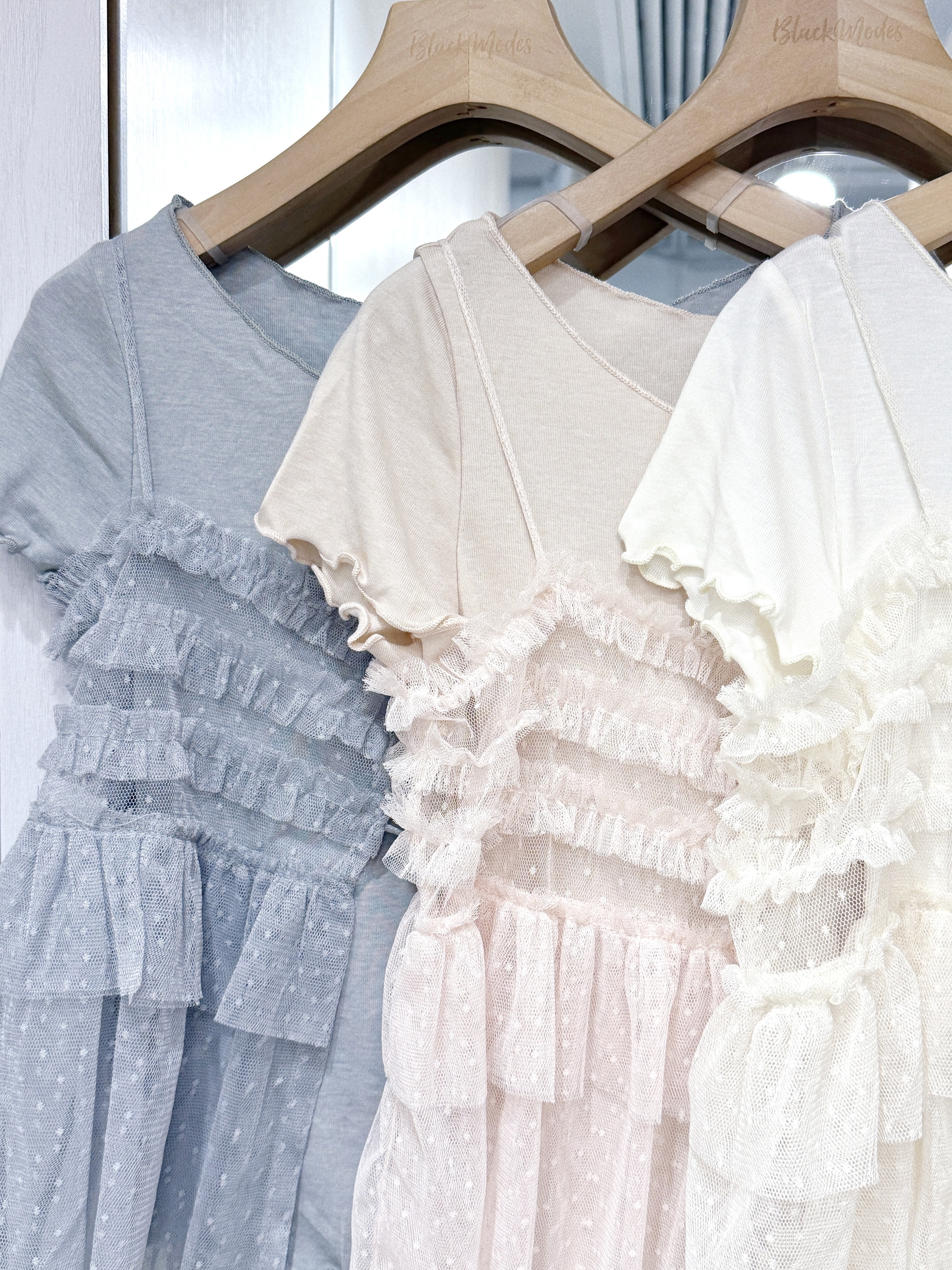 S0232｜日系少女༘⋆🌷🫧₊˚ෆ 透視波點吊帶外搭連木耳邊上衣SET