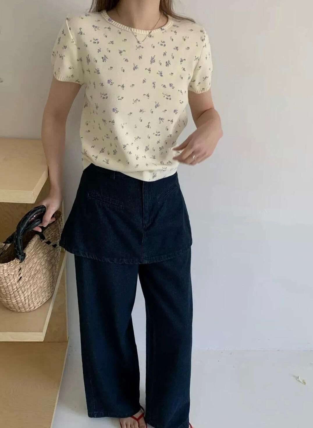 Floral short sleeve knit