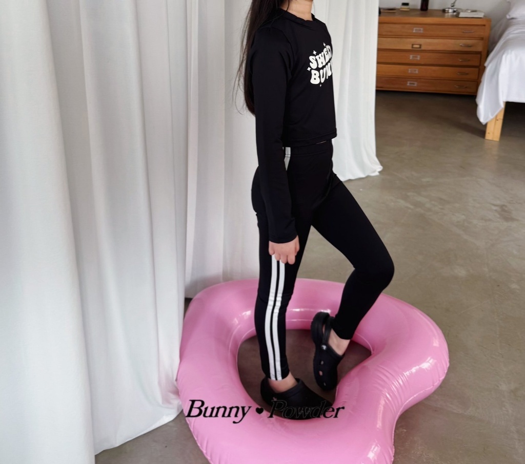 正韓夏BUNNY POWDER 兩色防曬泳褲