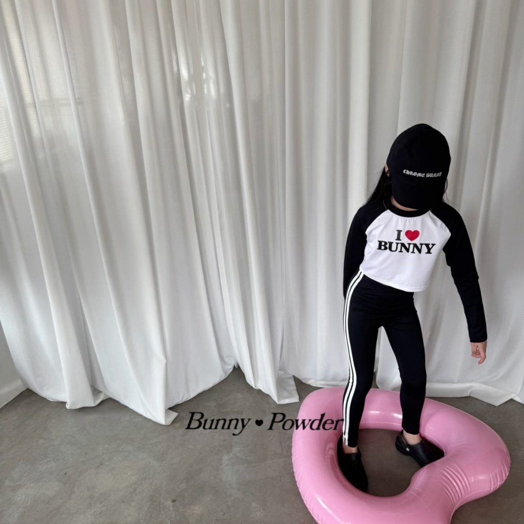 正韓夏BUNNY POWDER 兩色防曬泳褲