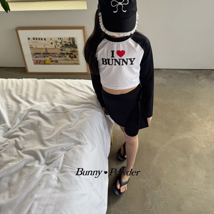 正韓夏BUNNY POWDER 兩色BUNNY防曬泳衣