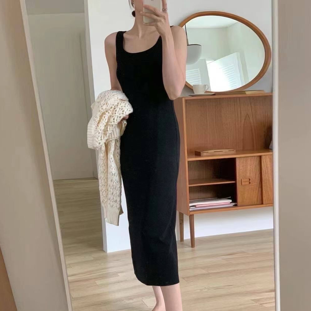 經典黑合身彈力方領背心裙長洋裝