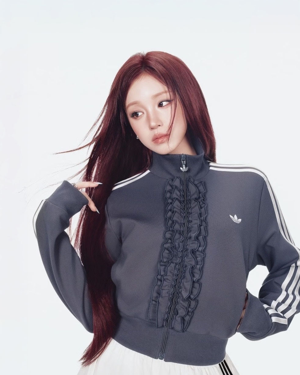 ADIDAS ORIGINALS RUFFLE TRACK TOP 花邊 荷葉邊 立領外套 拉鍊外套 短版 宋雨琦同款 女款 炭灰 KU9387 奶油摩卡 KU9388 / 調貨