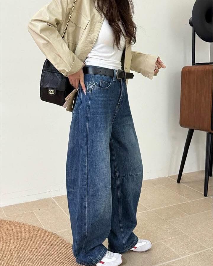 【時髦又修飾的彎刀牛仔直筒褲】（預購）