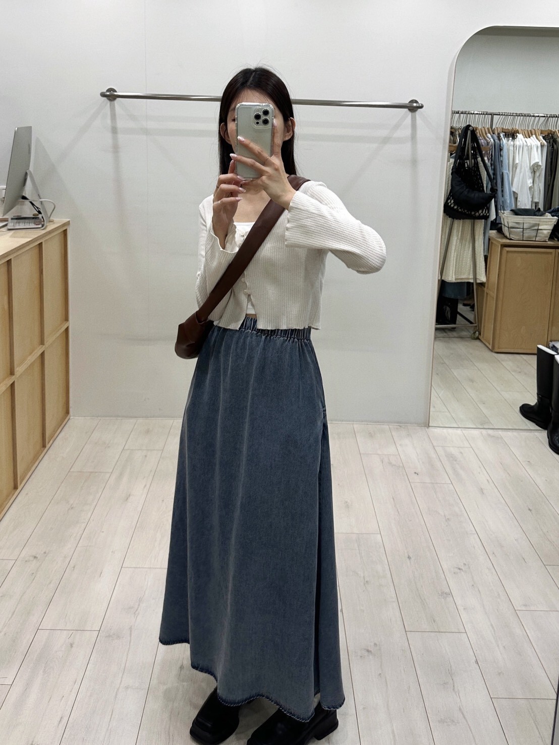 輕飄飄水洗軟布牛仔長裙