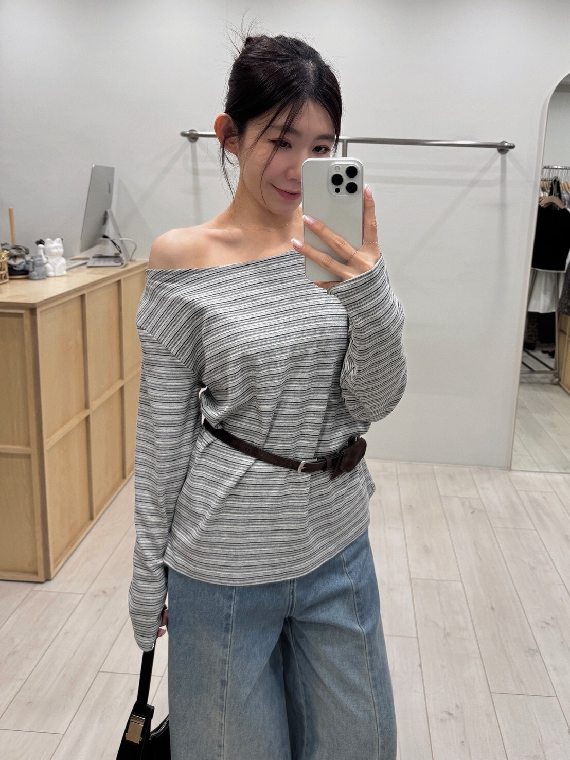 小小辣就好條紋附皮帶斜肩上衣