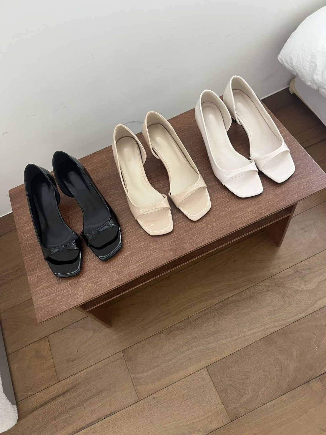 亮面漆皮一字帶細跟涼鞋 / 3色