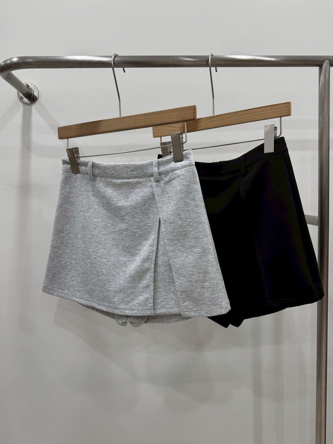 開衩太空棉短褲裙