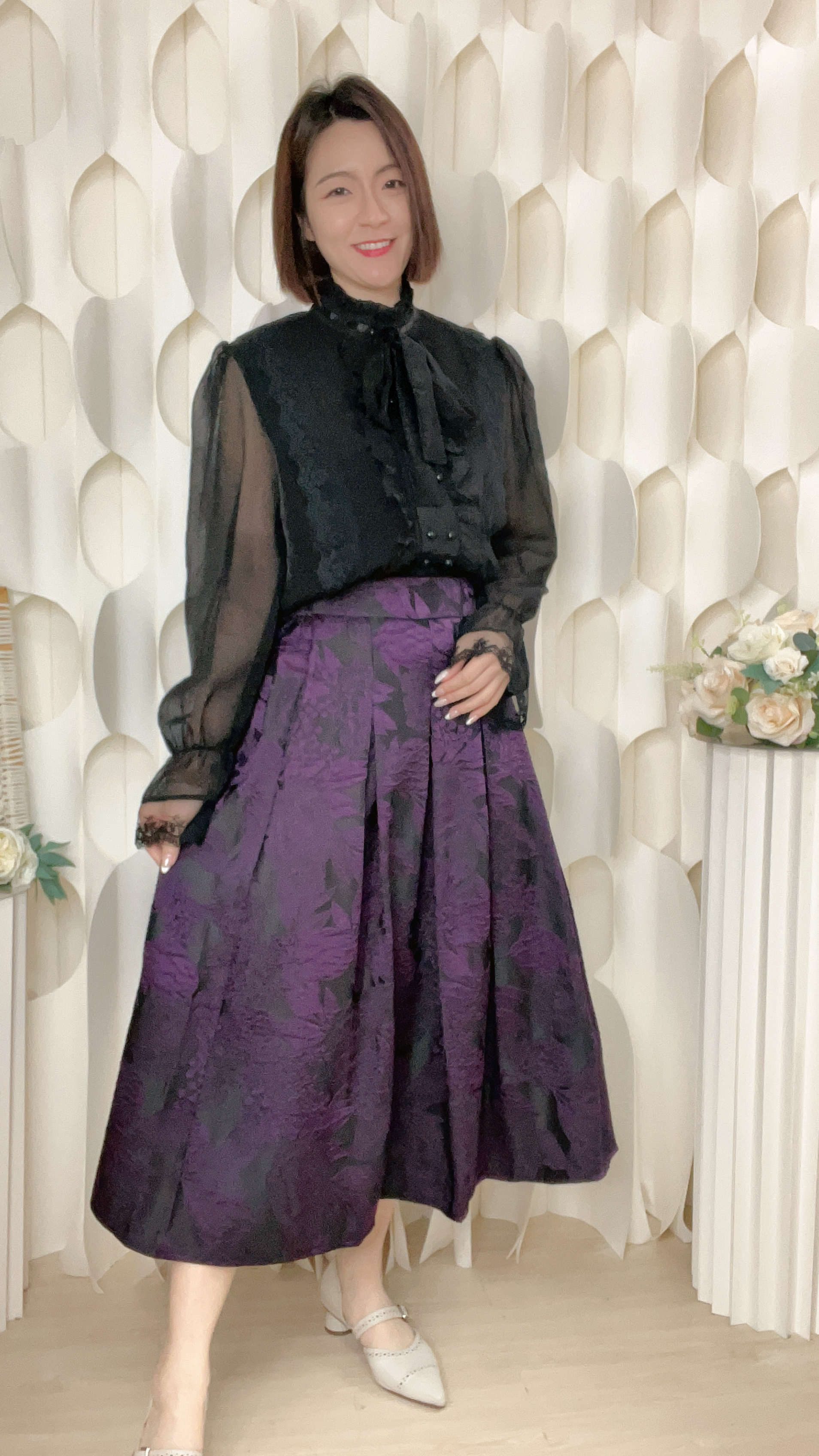 暗紋刺綉壓褶綢緞半截裙(腰26-32 臀44 長31吋) 2001 #1903clo