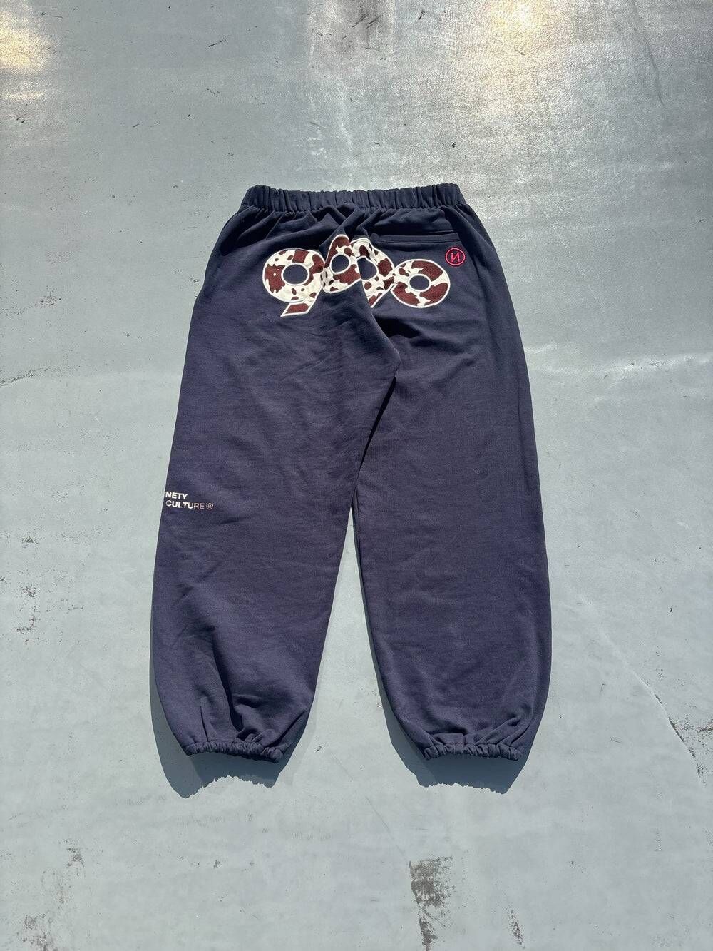 【9090】0321 發售 90 Logo Sweat Pants