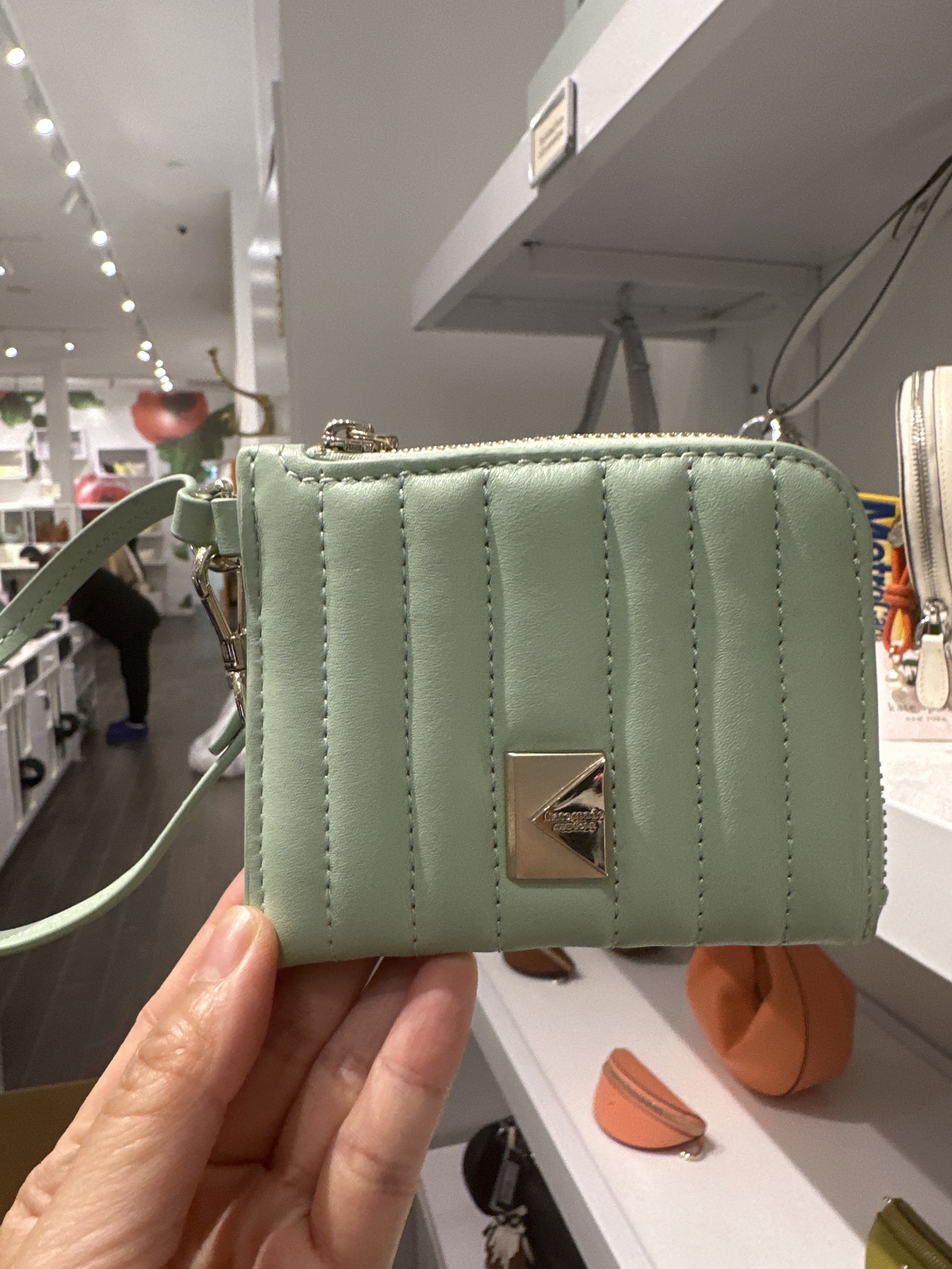 RQ21 KS 專門店 薄荷綠色壓線拉鏈卡包 Deco Quilted Card Case Wristlet