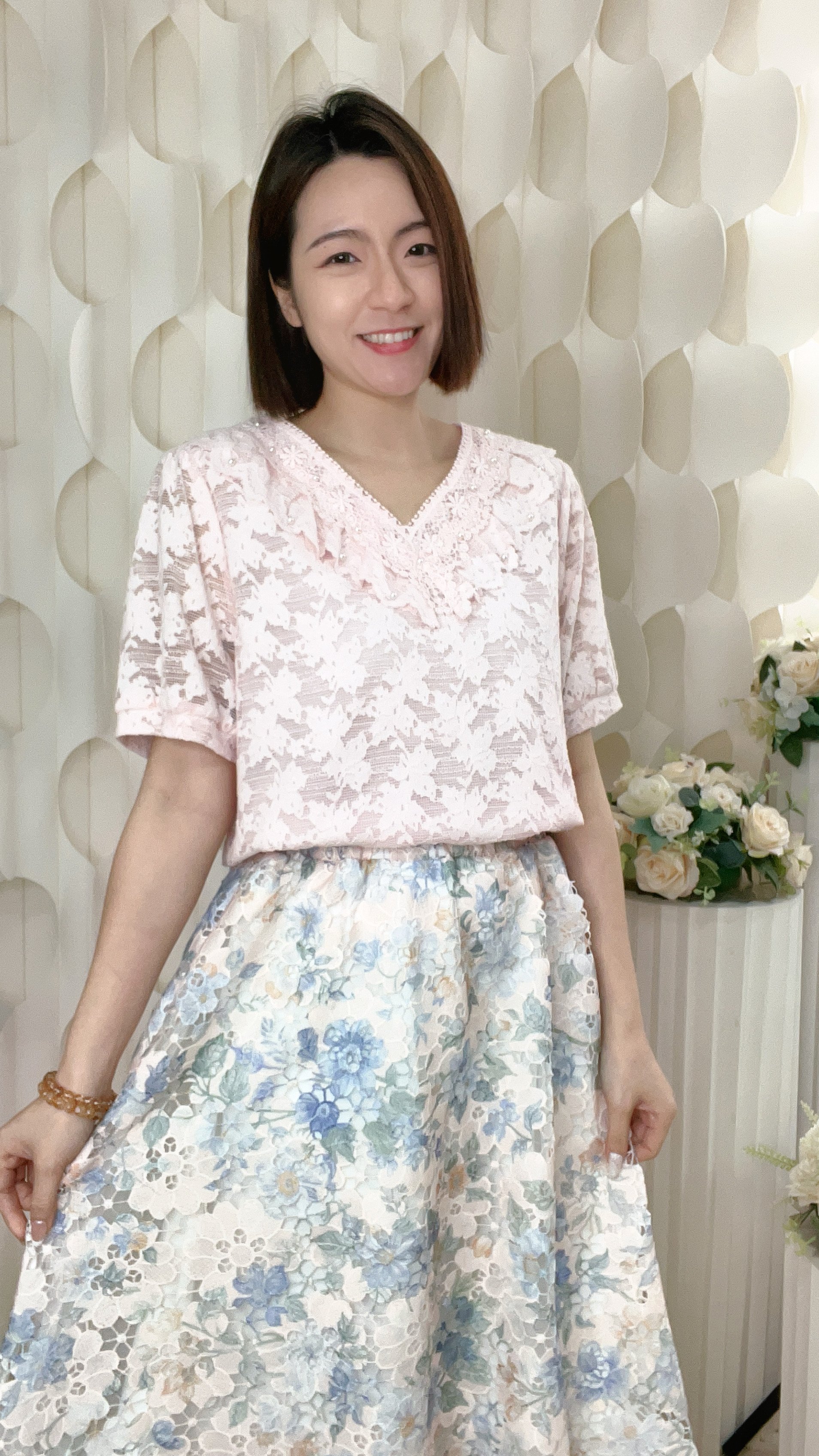 V領珍珠lace上衣(胸40 腰42 長23吋) 7249 #1903clo