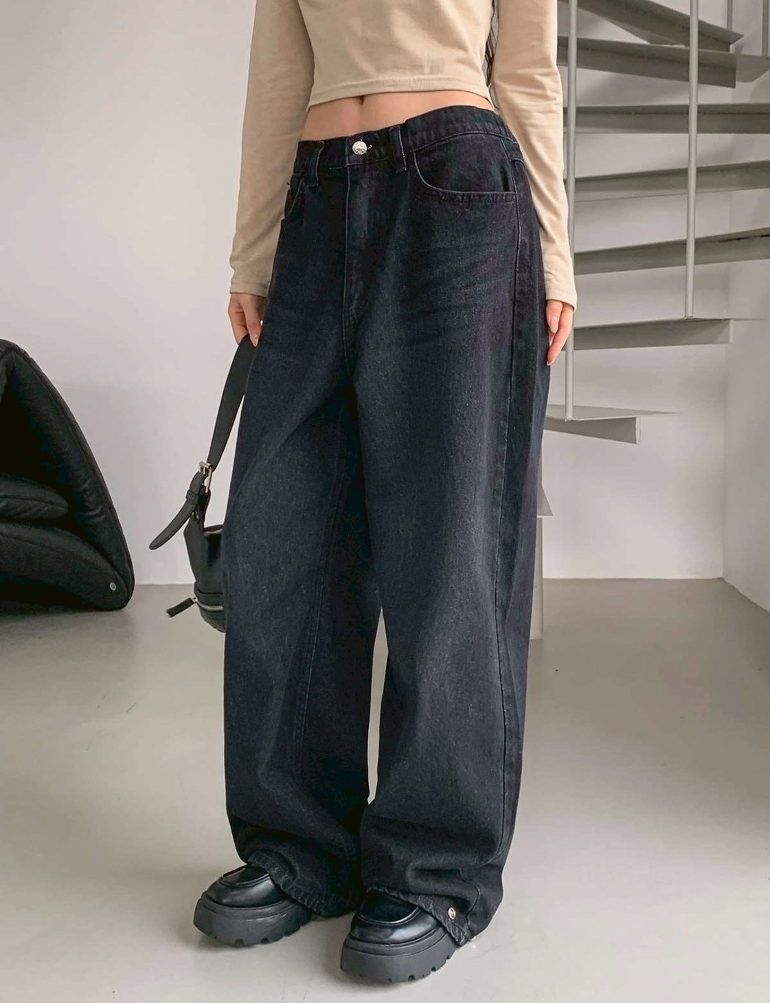 後鬆緊彎刀牛仔褲