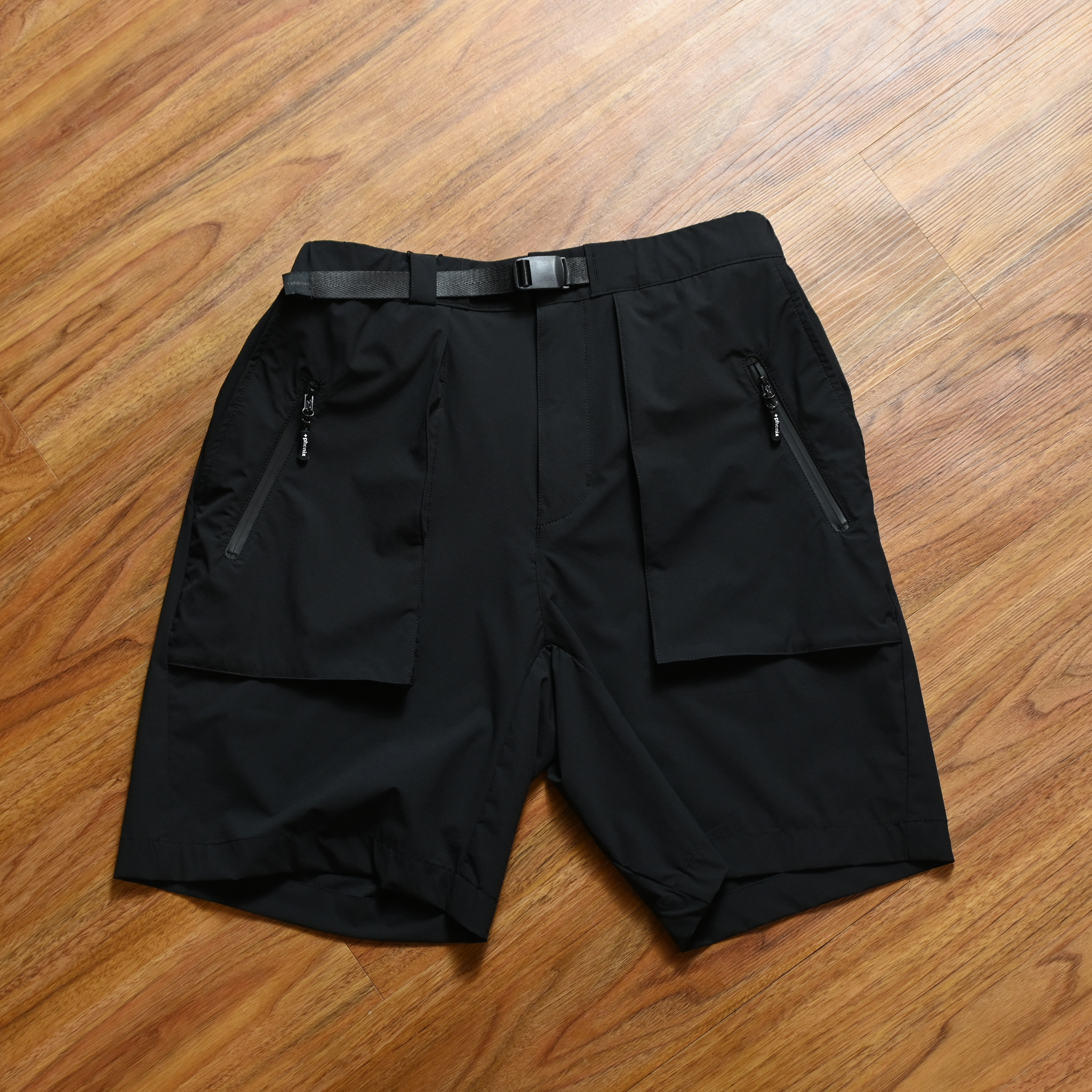 +Phenix AIRFLOW SHORTS