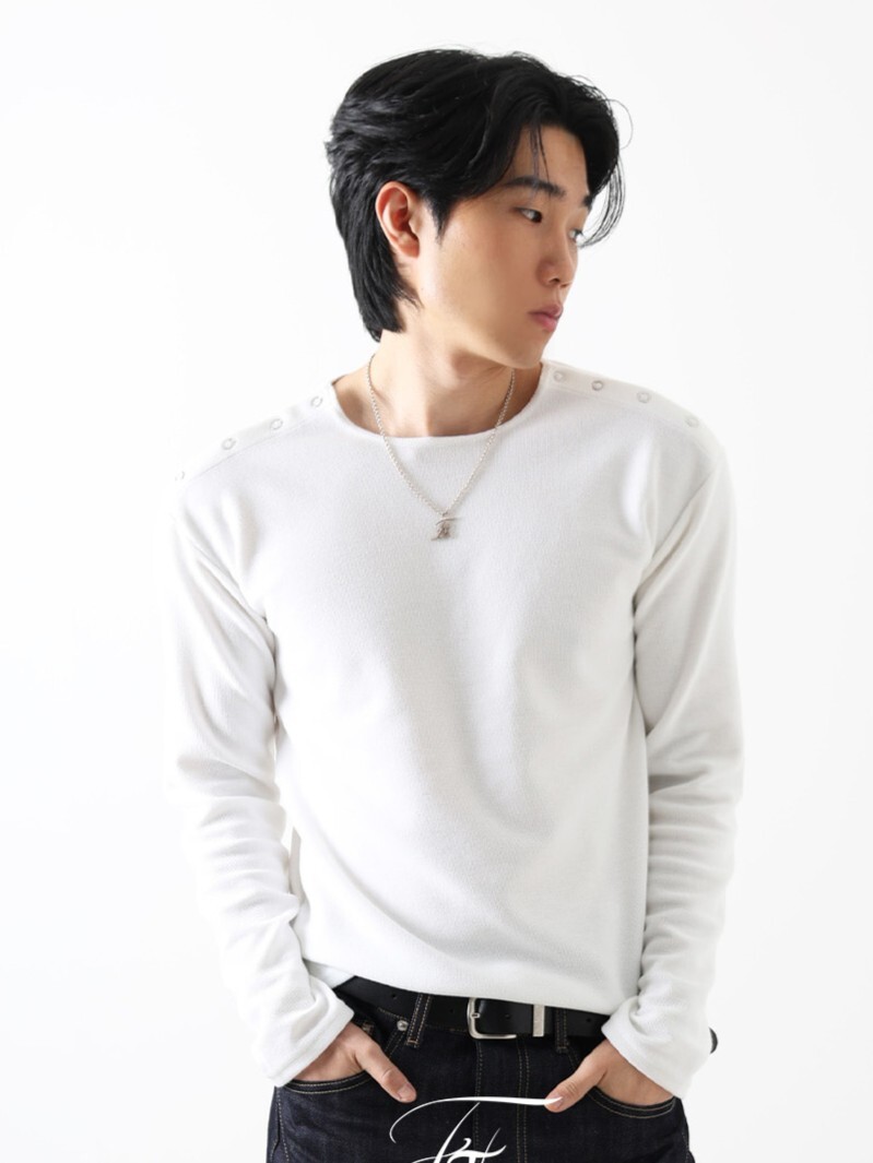 雙肩按扣肌肉貼合袖上衣