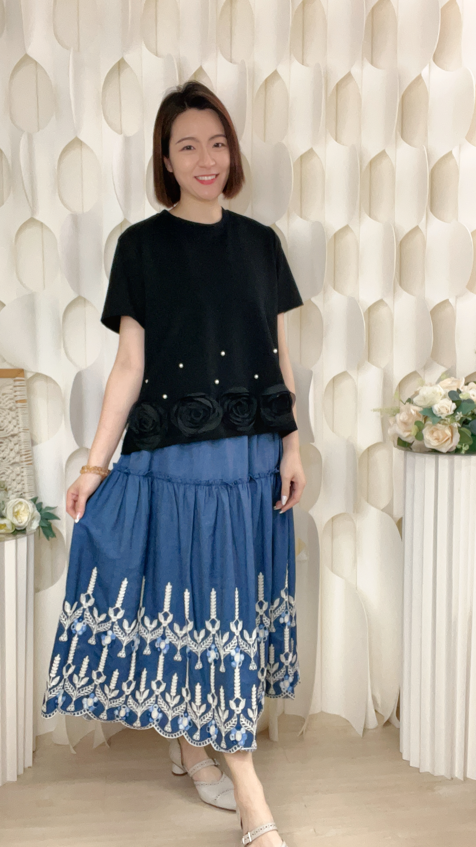 洗水刺綉牛仔布半截裙(腰26-38 臀52 長32吋) 3800 #1903clo