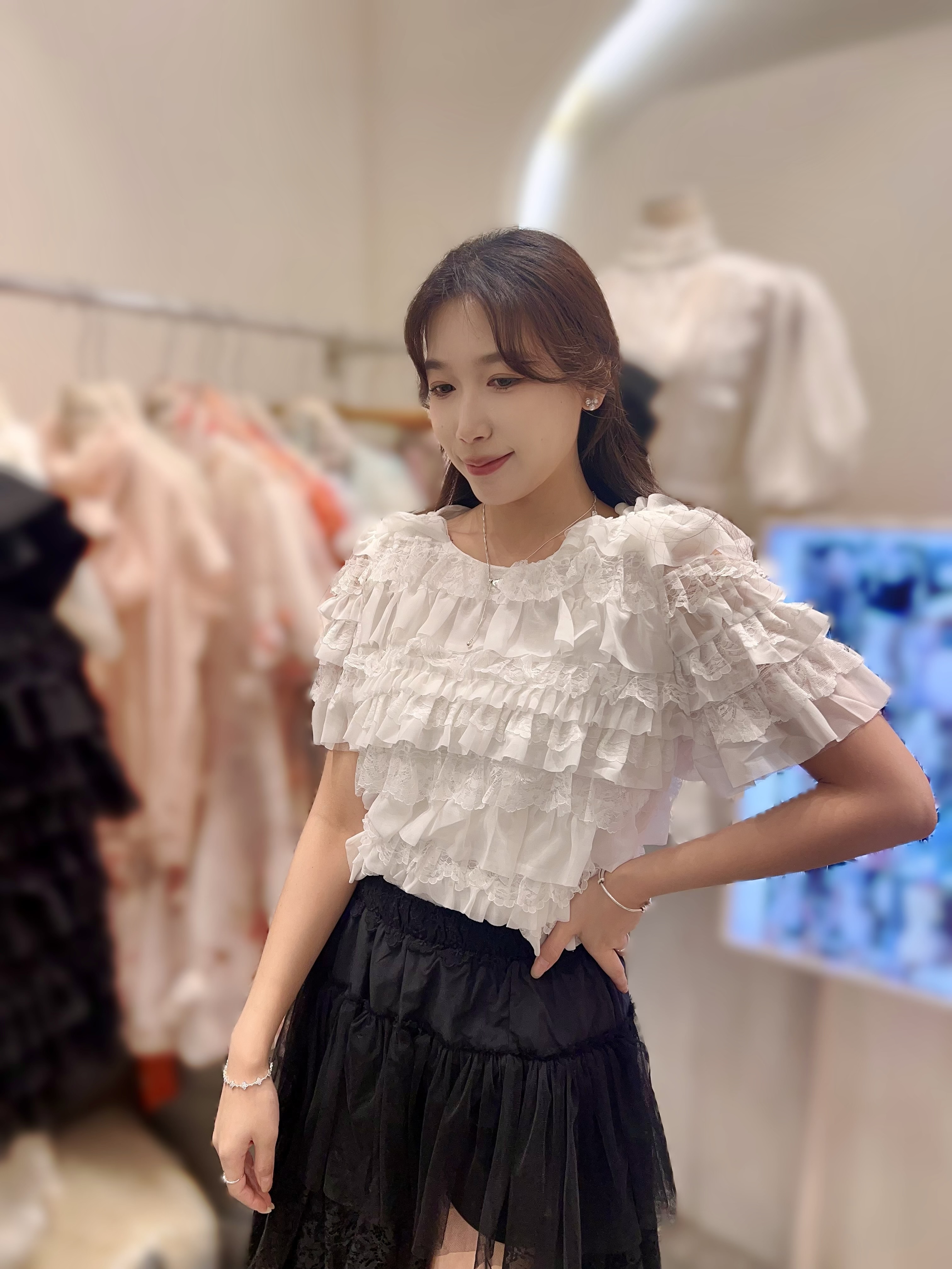 AW09 胸42 長21.5 $569 (一口價)