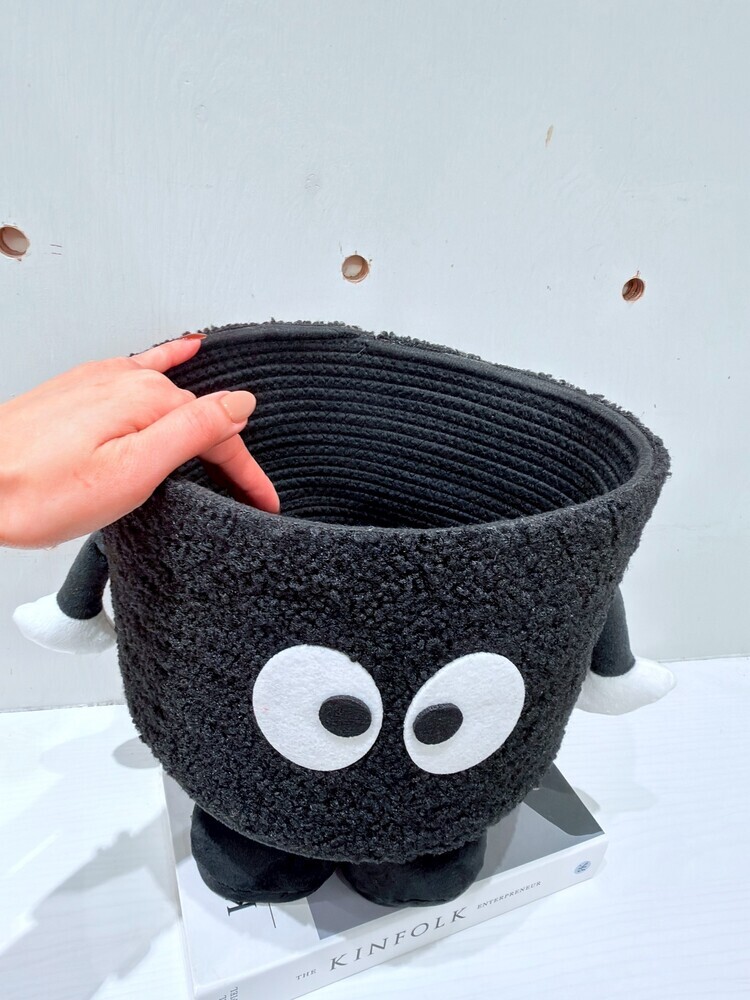 黑色大眼睛怪物毛毛置物籃