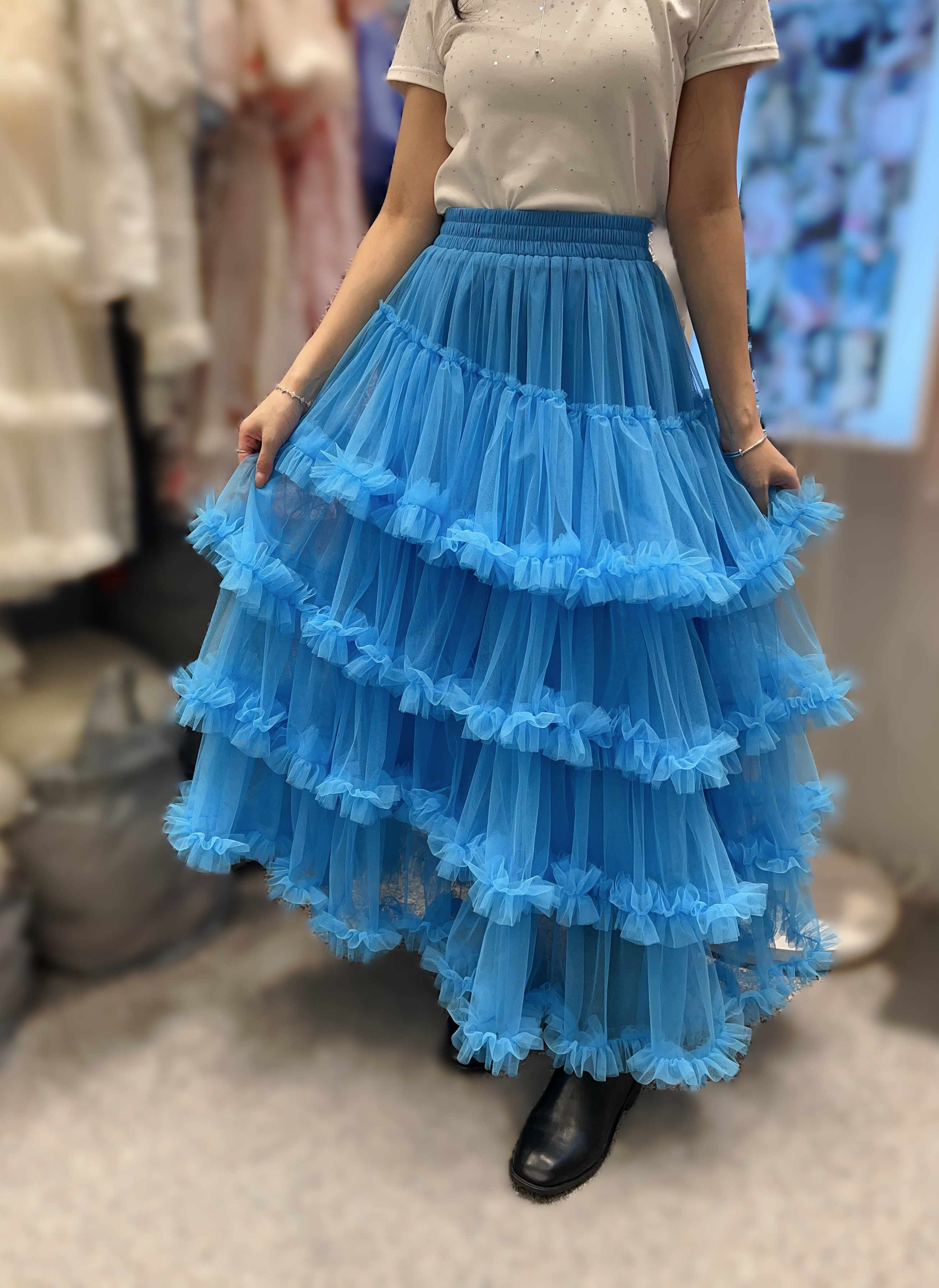 AW32 腰26-44 HIP52 長39 $649 (一口價)