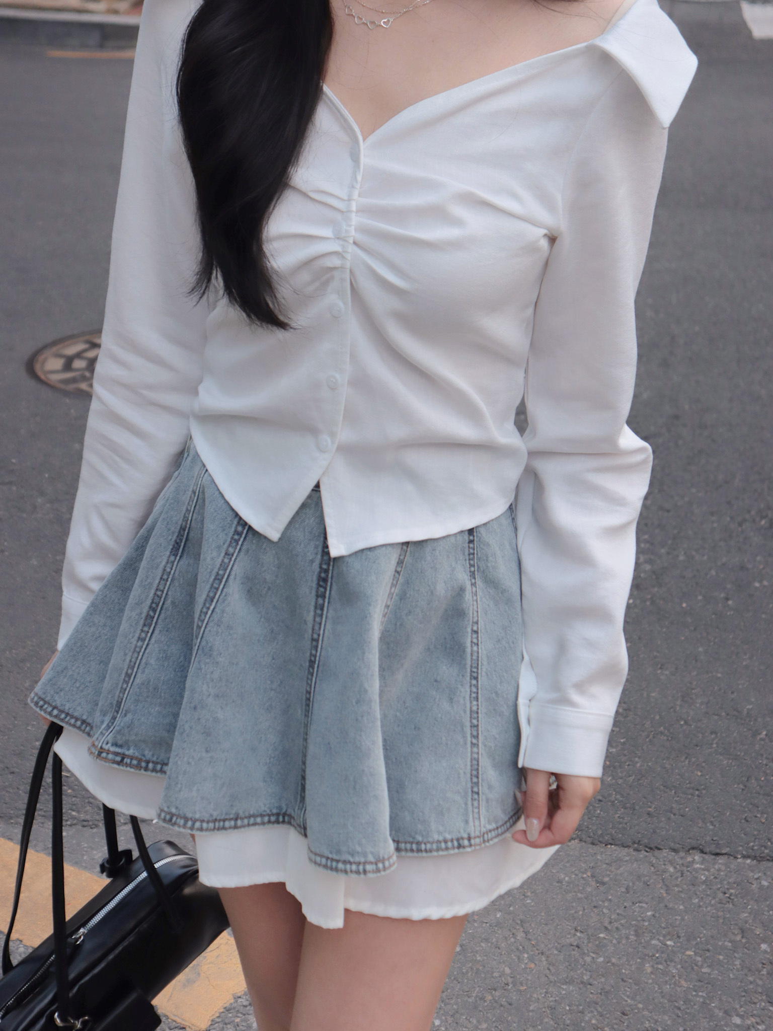 26B105 本期推薦! 聖水洞look 雙層傘襬水洗牛仔短裙