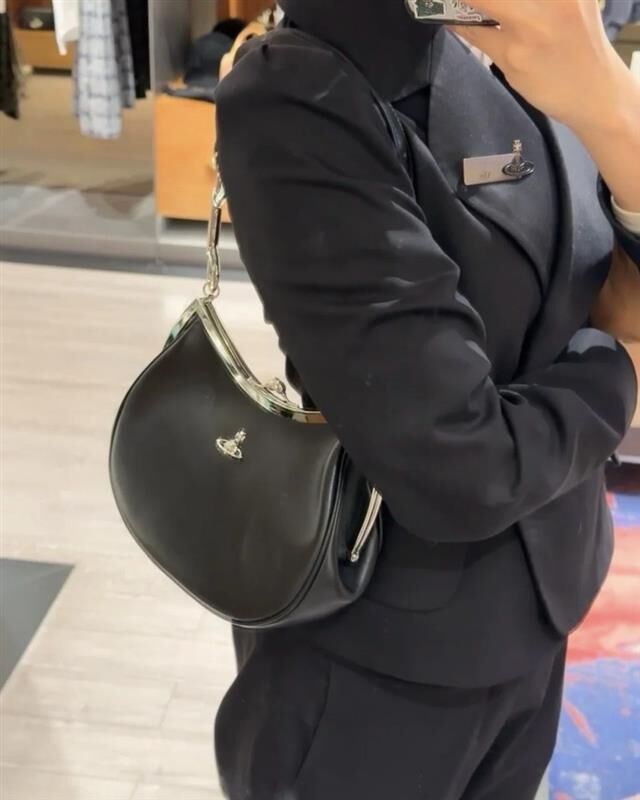 ❰ 香港現貨 ❱ Vivienne Westwood Shoulder Bag