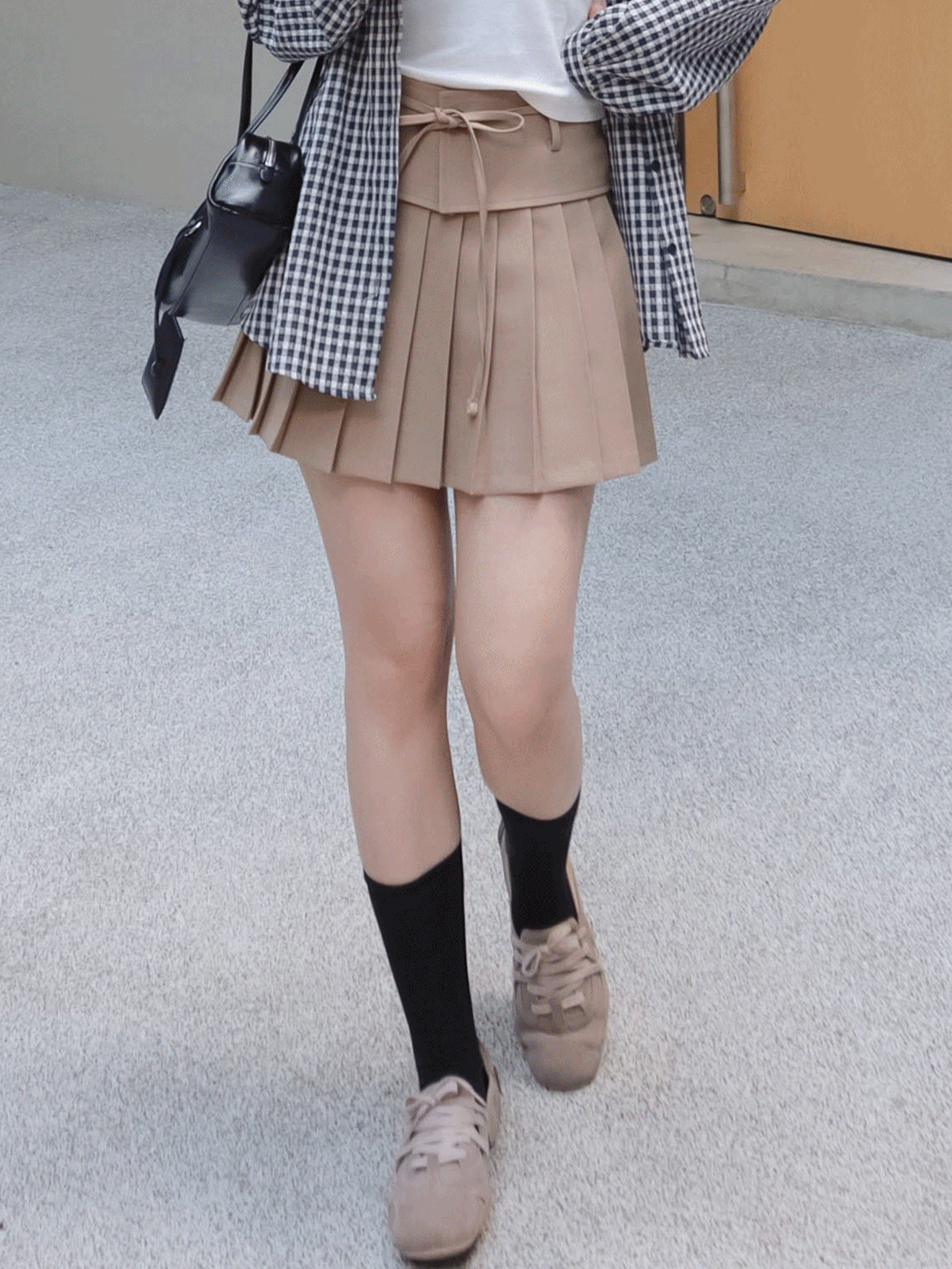 26B110 本期推薦!  回歸舞台可鹽可甜腰封拼接百褶短褲裙