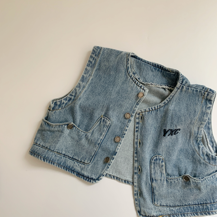 英字水洗牛仔背心