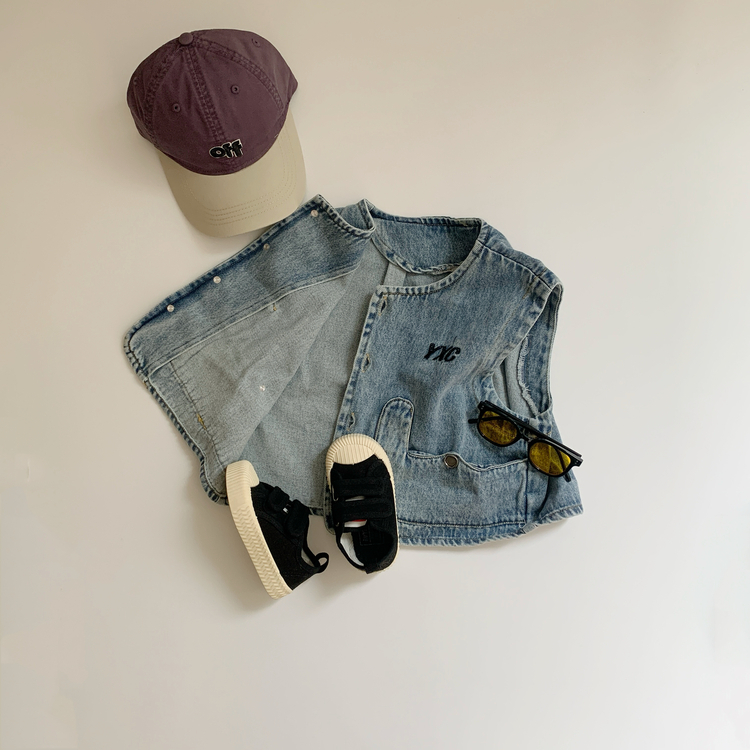 英字水洗牛仔背心