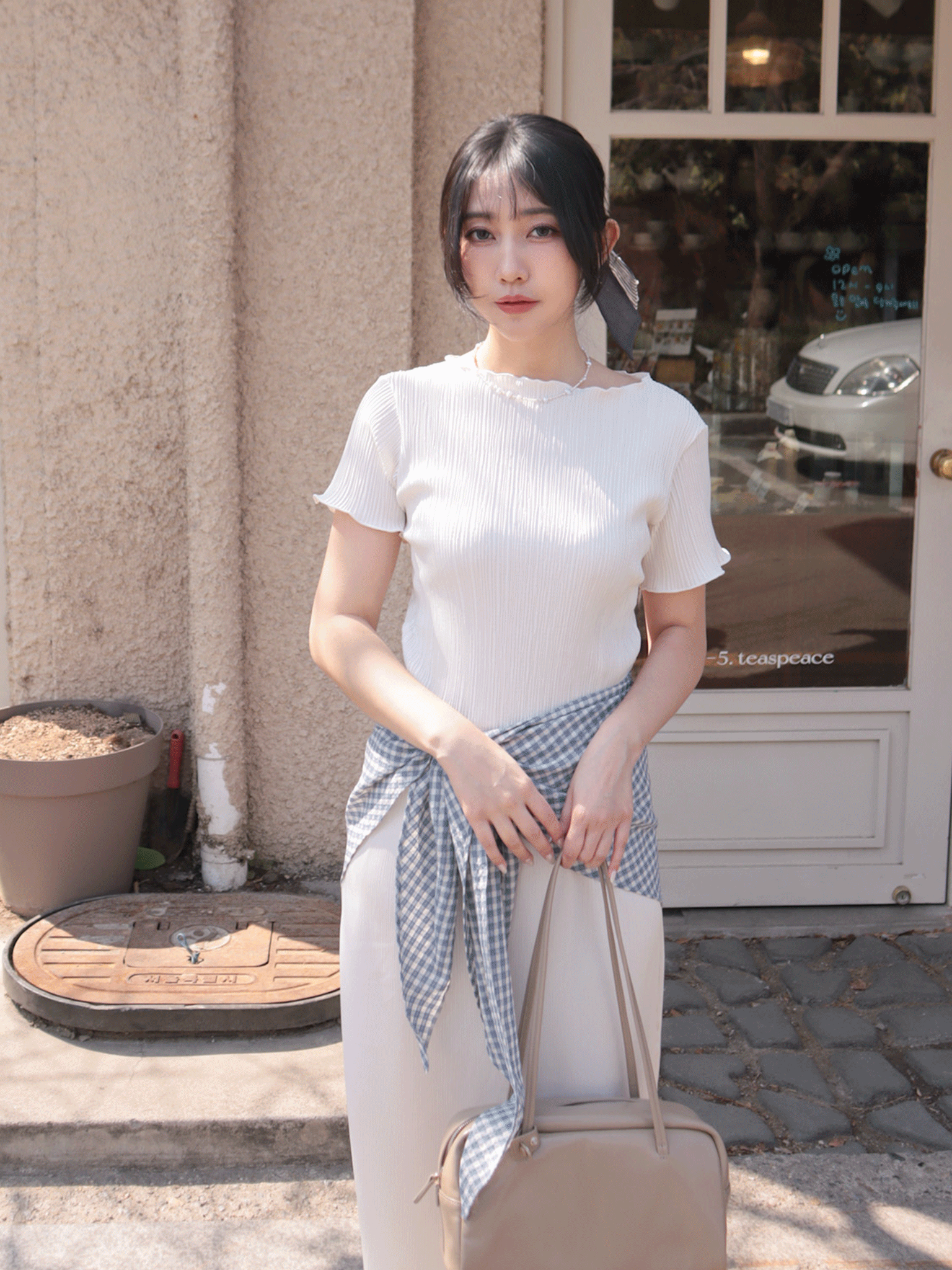 26B118 必須稱為每日Tee 超好搭的細坑條皺皺彈性上衣(不易皺可機洗)