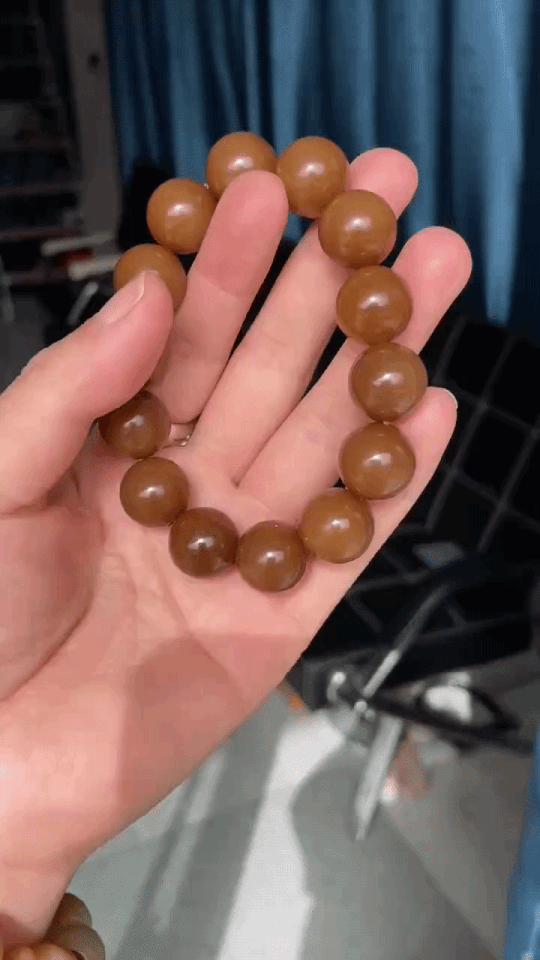 38731 和田玉且末金山紅糖手串 (16mm直徑)