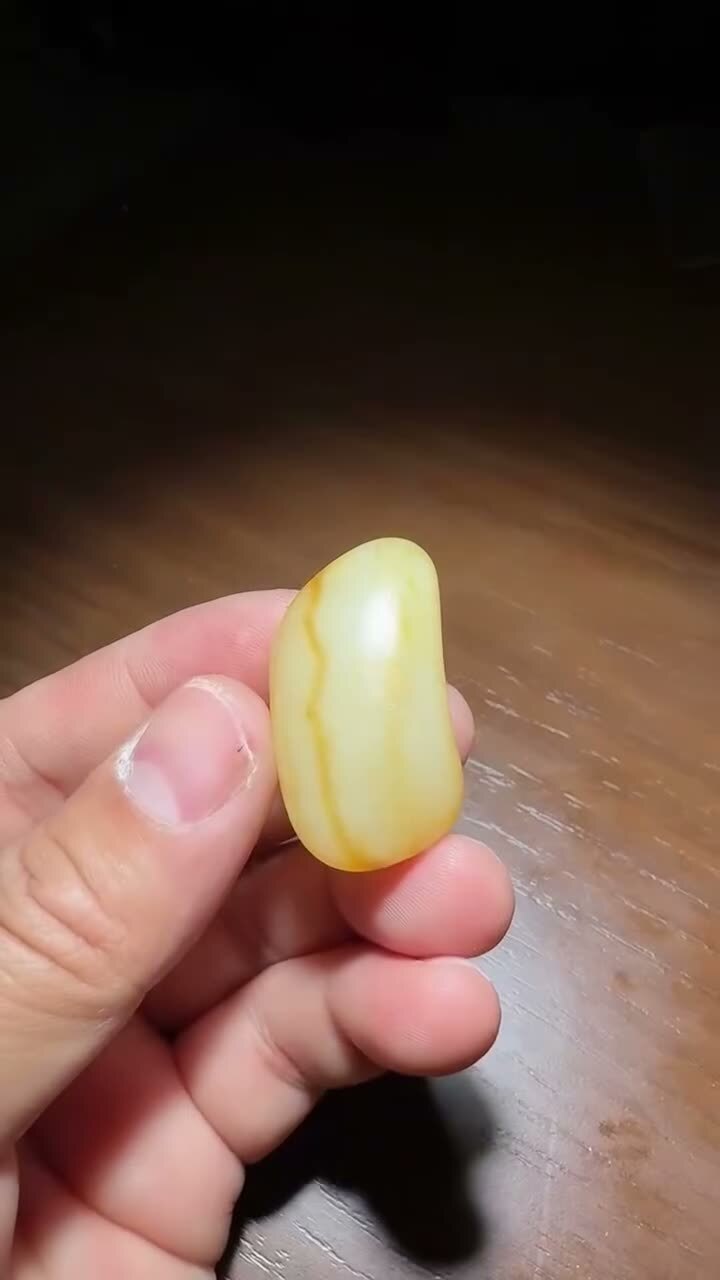 38732 和田玉原籽