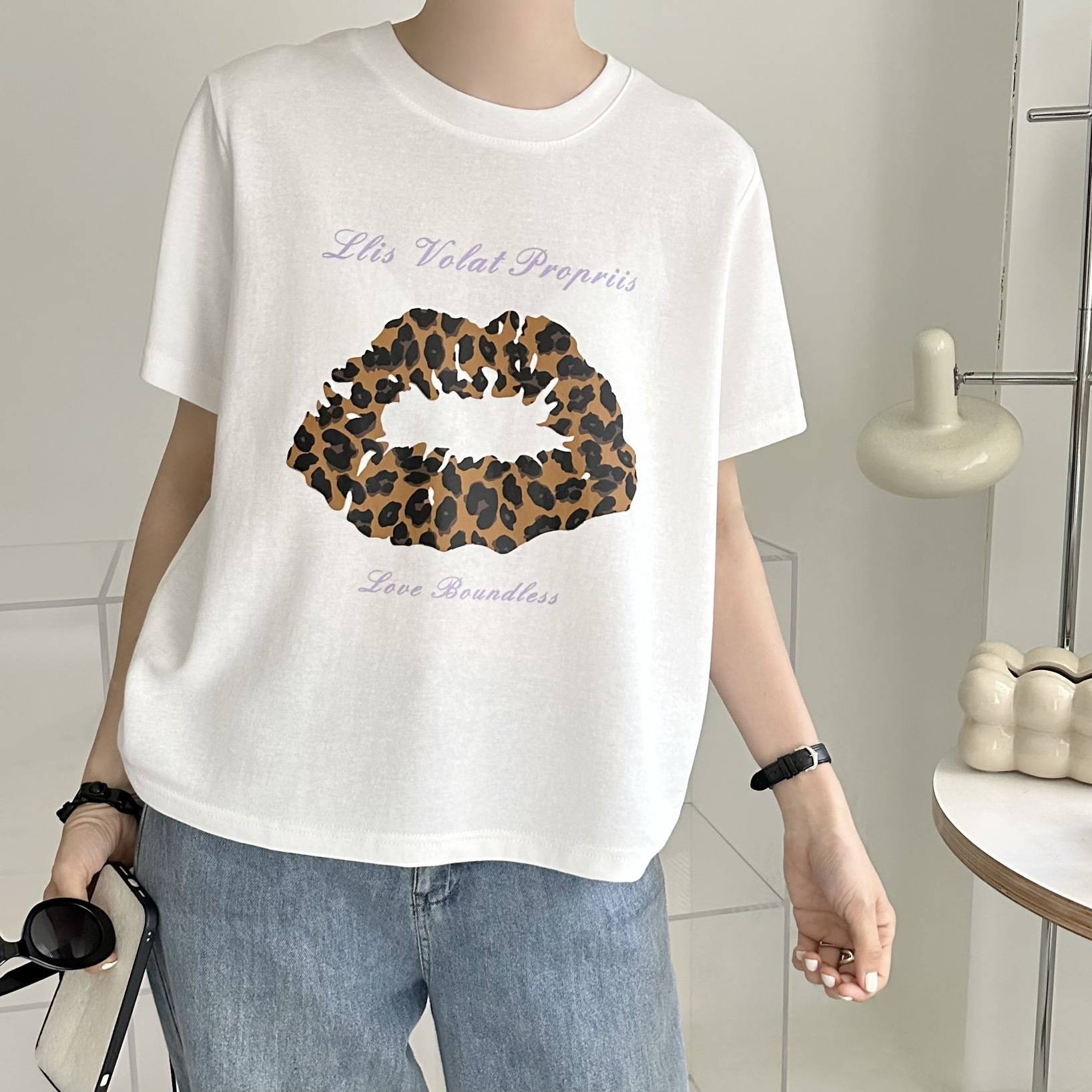 【BONNIE】豹紋嘴唇短袖TEE (A42-A45)