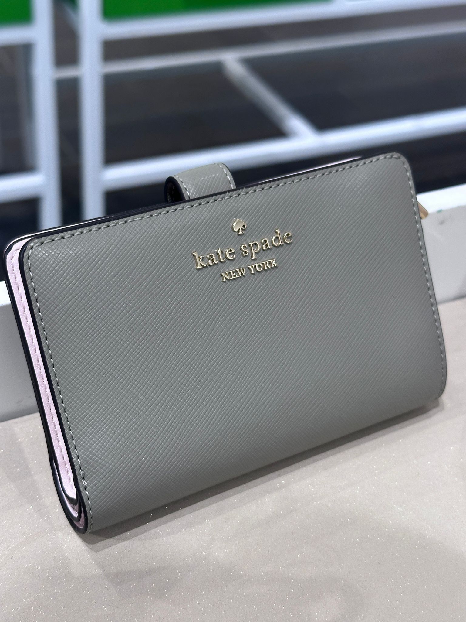 RQ147 KS 橄欖綠色拼淡粉色中銀 Medium Bifold Wallet