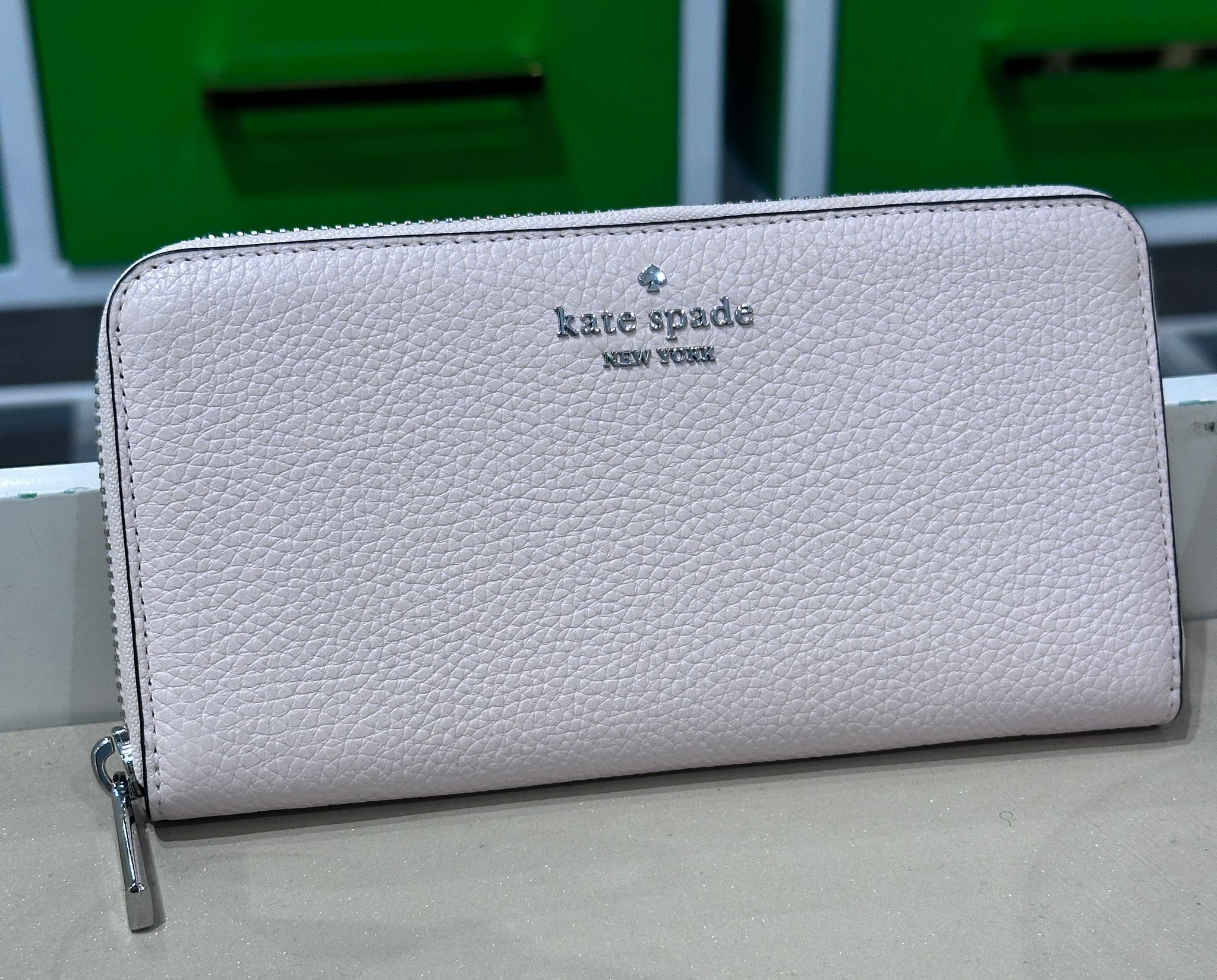 RQ148 KS 淡粉紅色長銀包 Large Continental Wallet