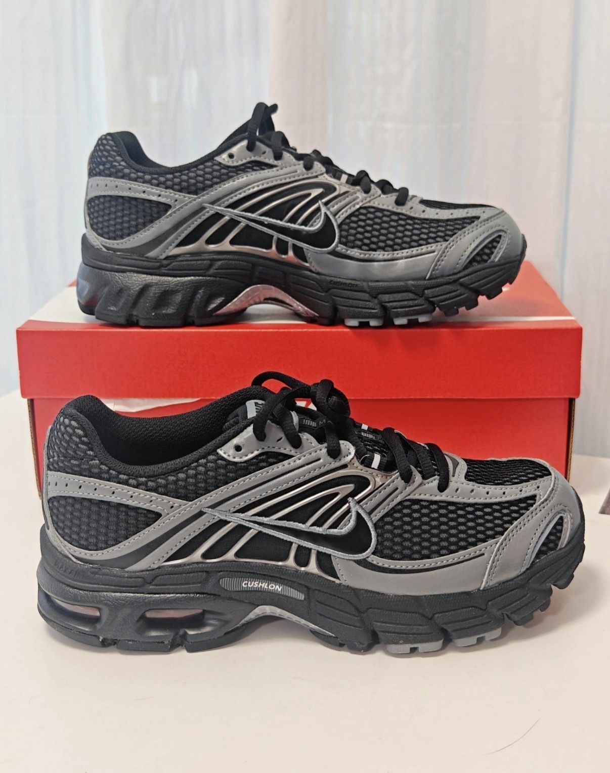 男鞋 NIKE AIR MAX MOTO 2K 黑銀 復古 透氣 緩震 氣墊 運動 休閒鞋【IQ7592-010】