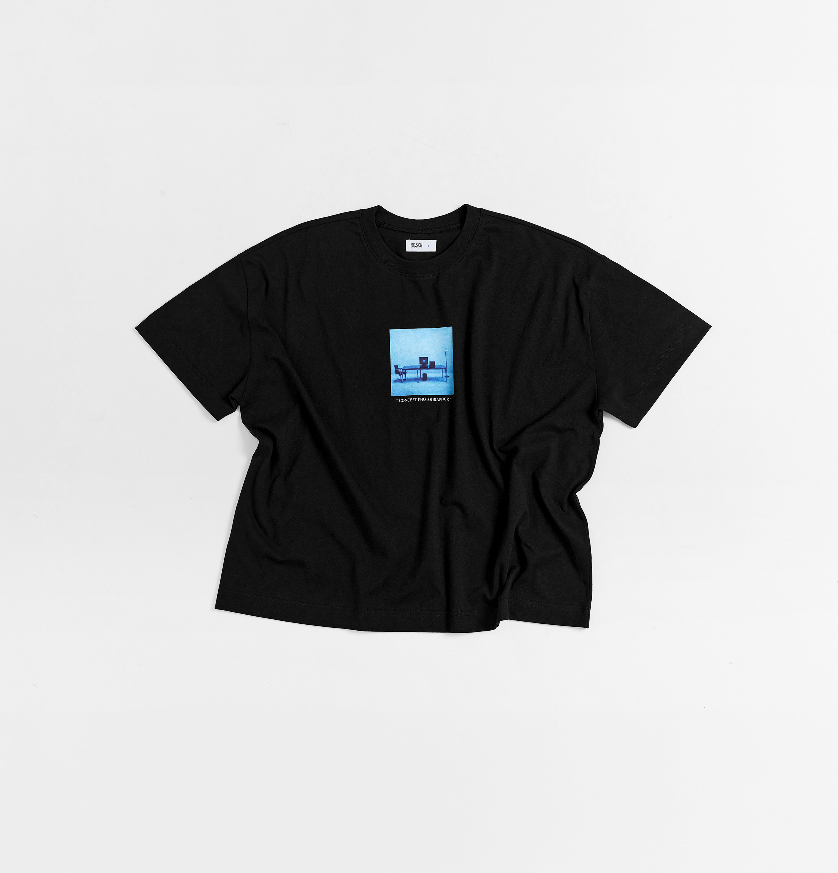 MELSIGN - Concept Photographer TEE - Black