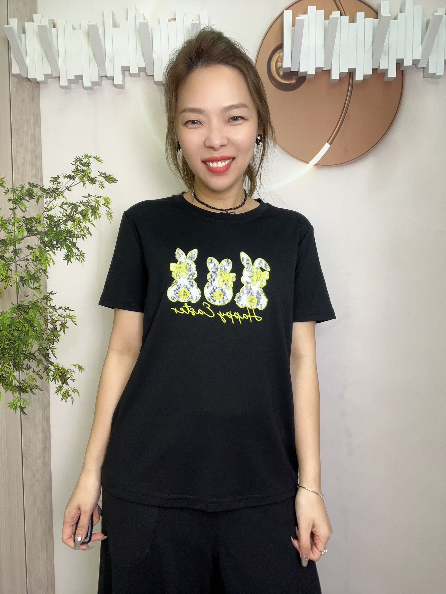 Mar lace 兔圖案 top