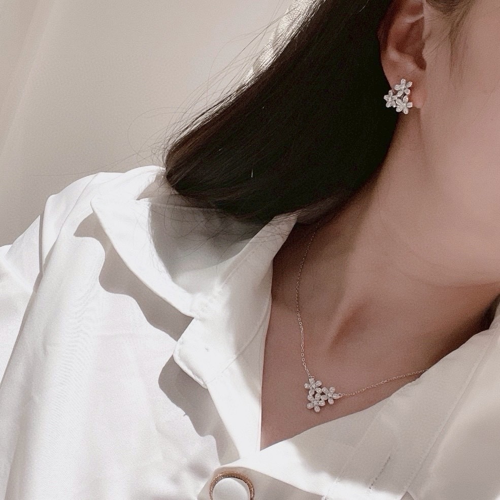 18k va”Socrate三花白金鑽小花珠寶高奢定製全系列