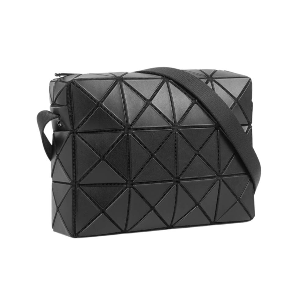 【ISSEY MIYAKE三宅一生】BAO BAO CUBOID 方形斜背包(黑色)