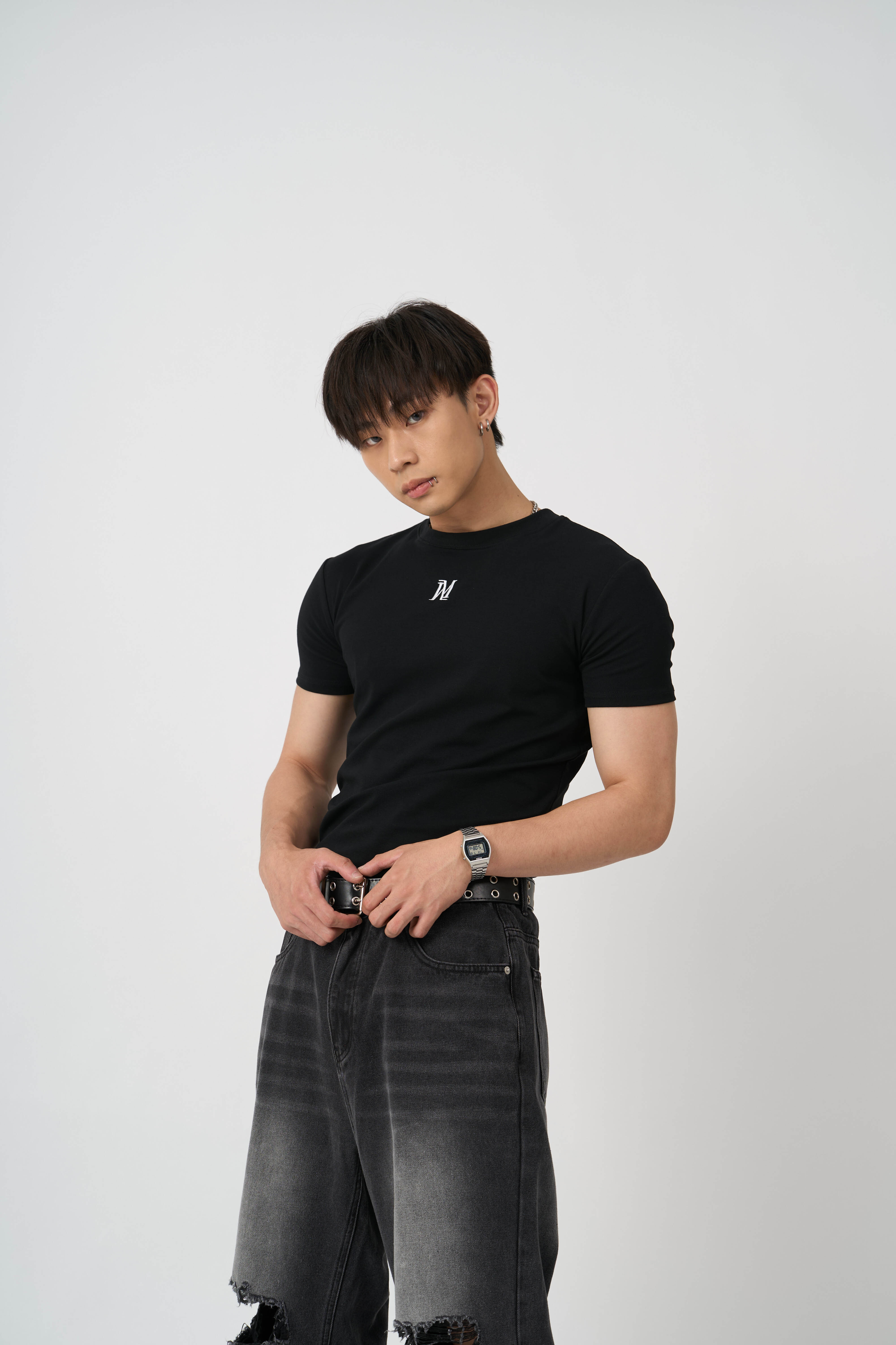 韓系素T穿搭技巧